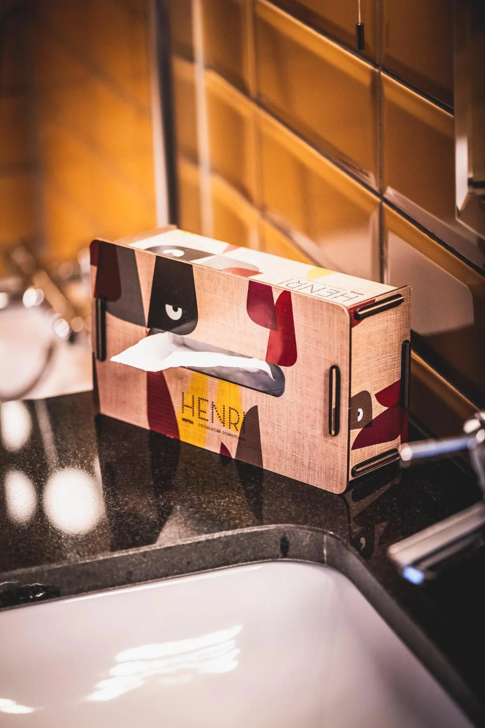 Decorative detail in Henri Hotel Düsseldorf Downtown