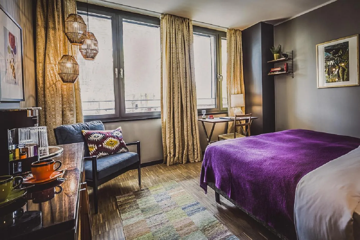 Photo of the whole room, Bed in Henri Hotel Düsseldorf Downtown