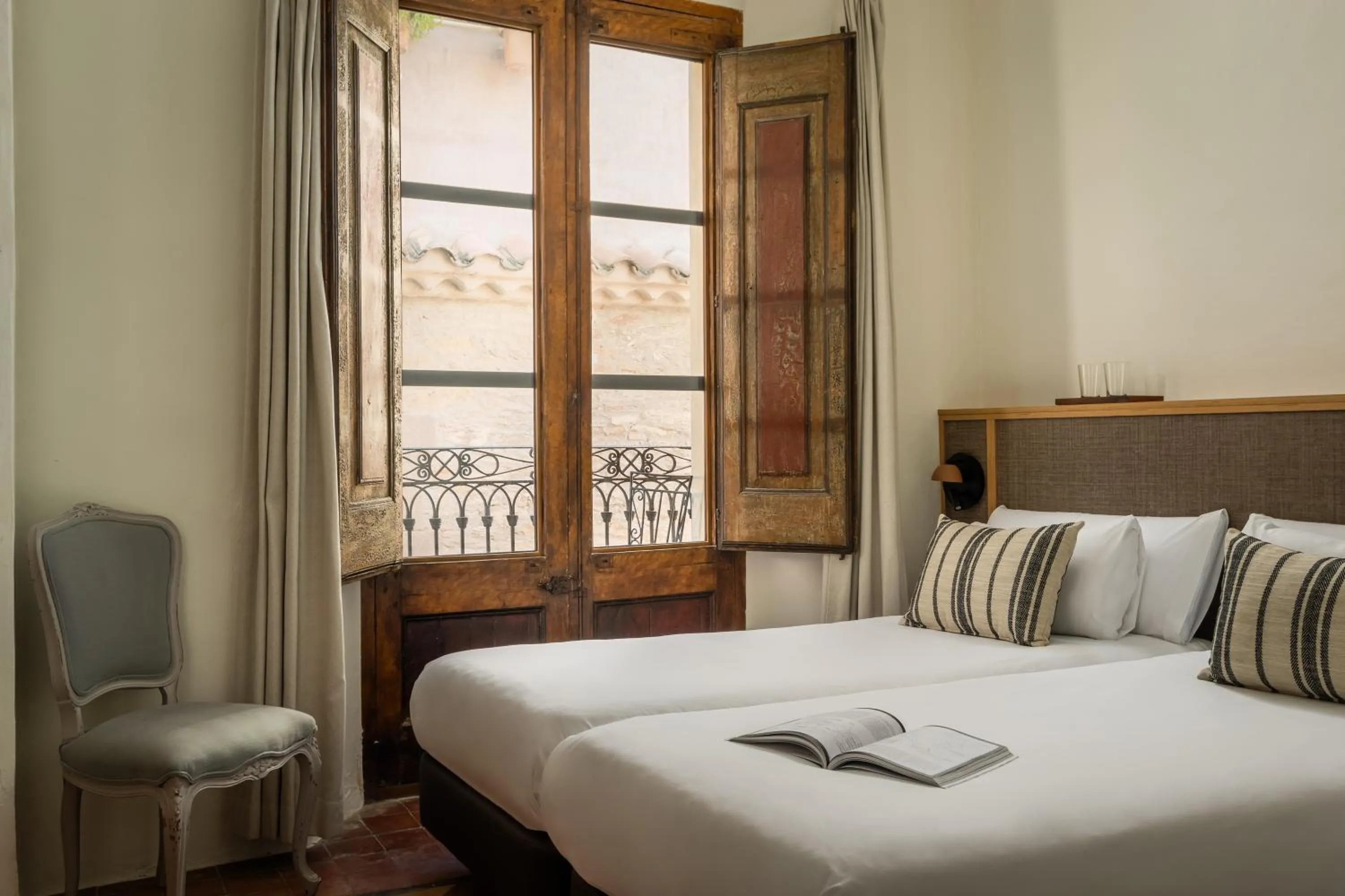 Bed in BYPILLOW Cluc Begur