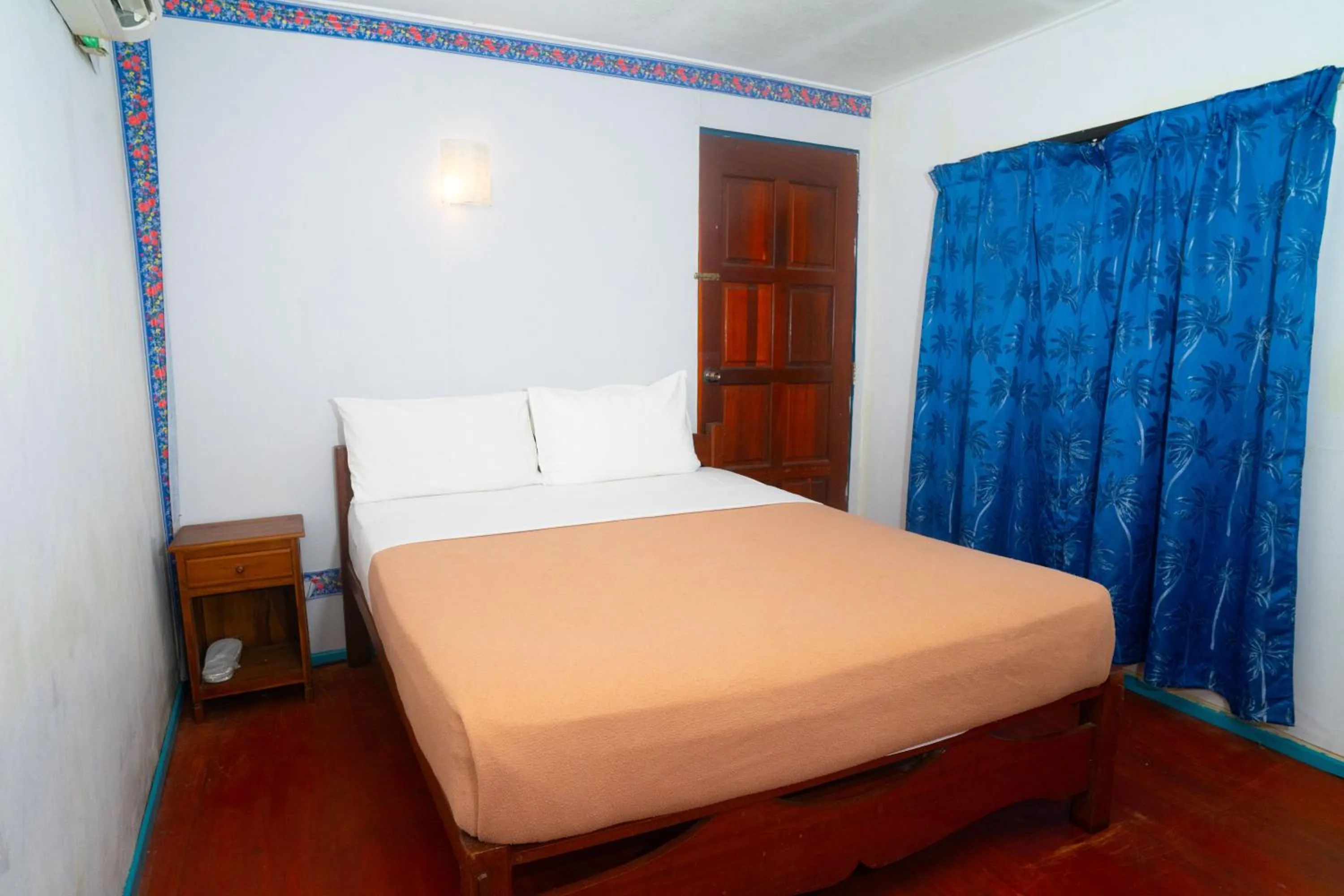 Bedroom, Bed in Impian Inn