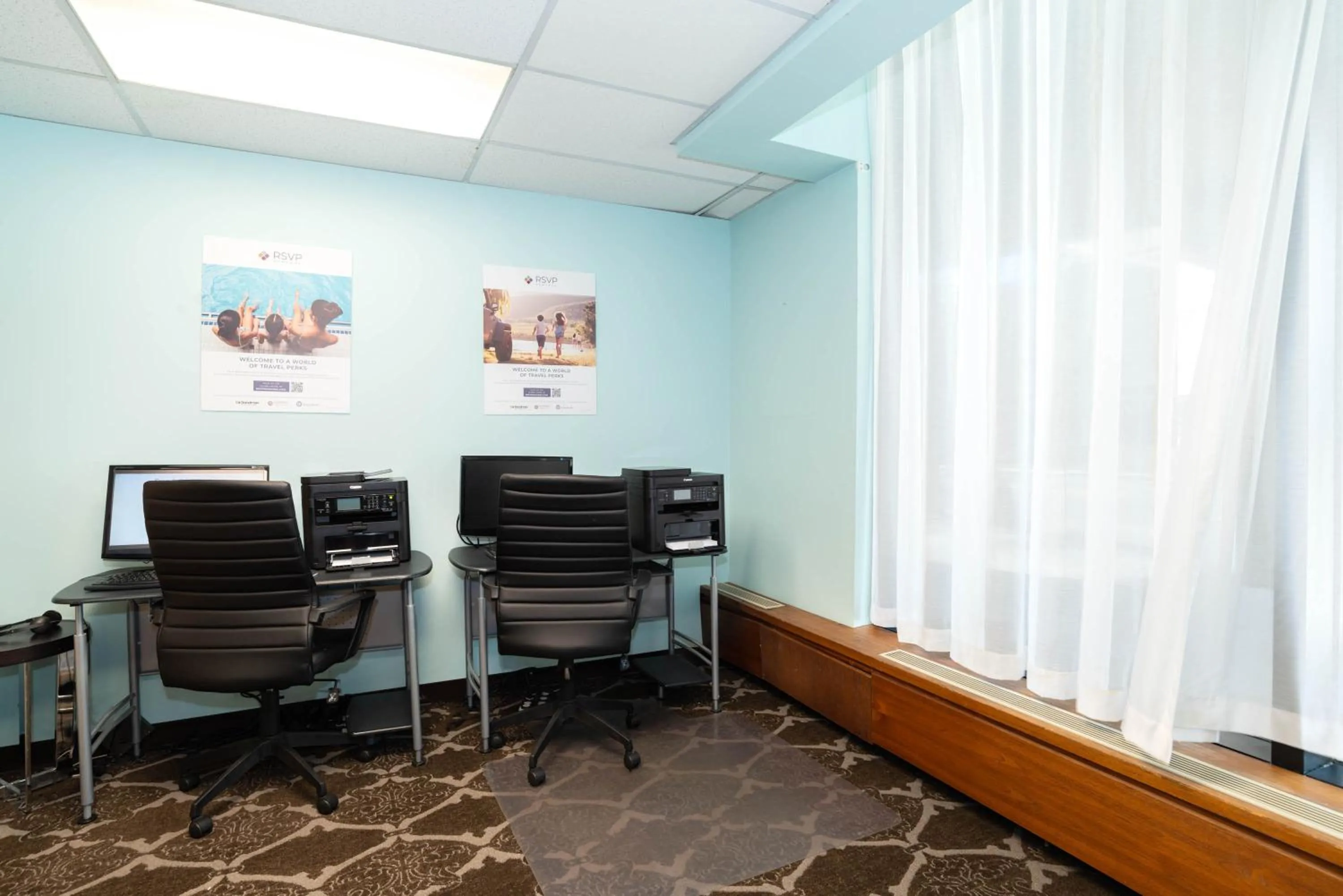 Business facilities in Sandman Signature Edmonton Downtown Hotel
