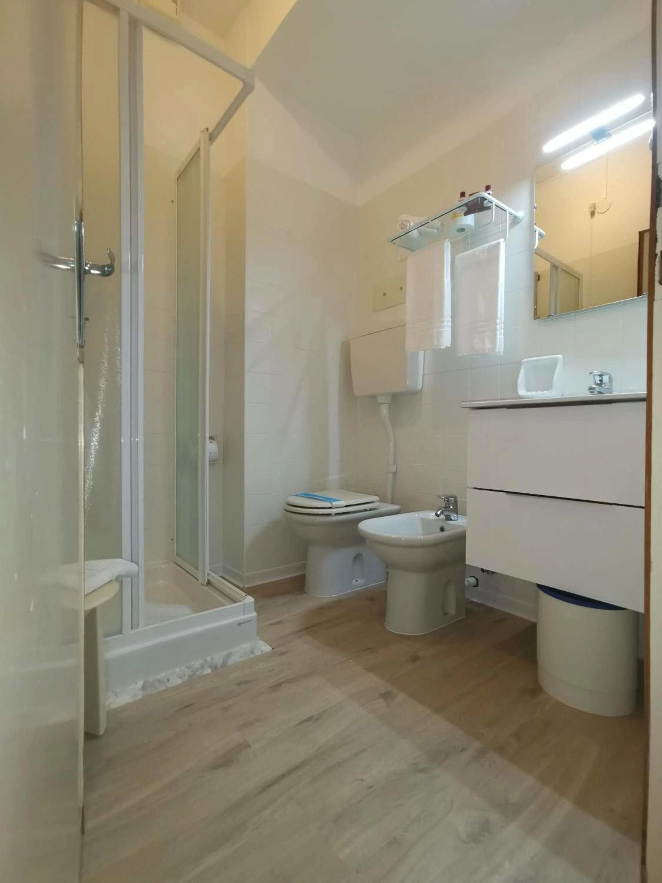 Bathroom in Hotel Astoria