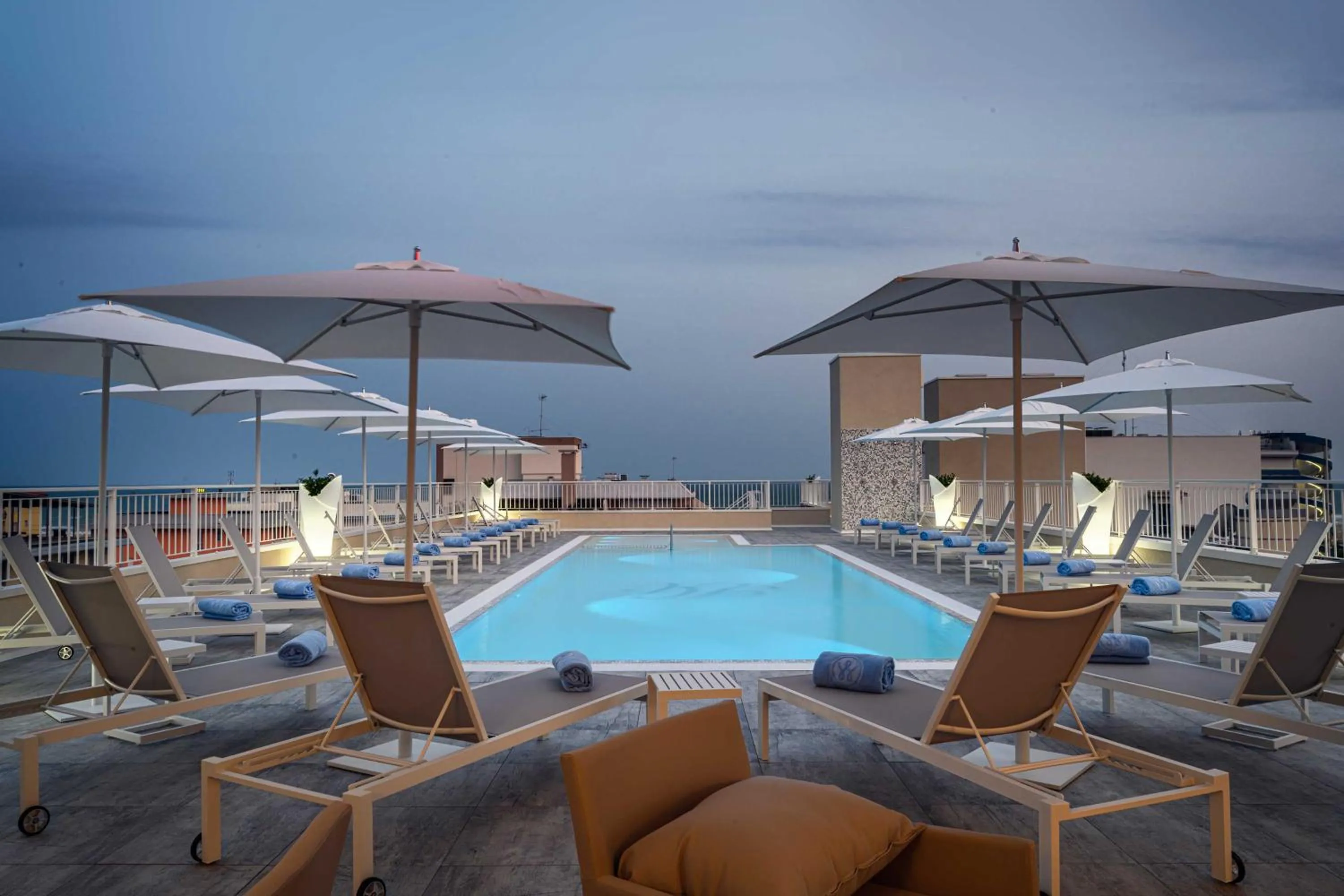 Pool view in Hotel Astoria