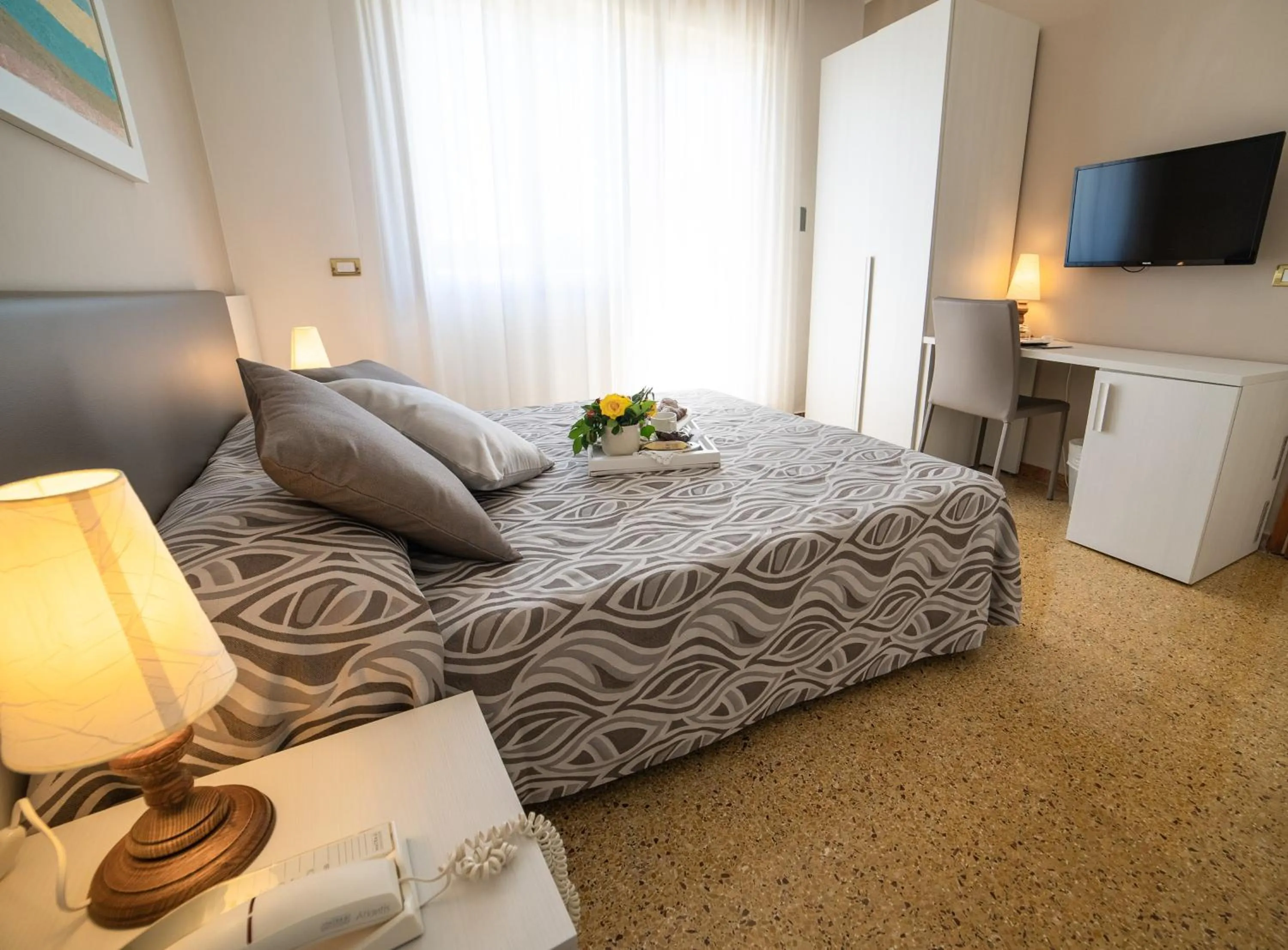 Bed in Hotel Astoria