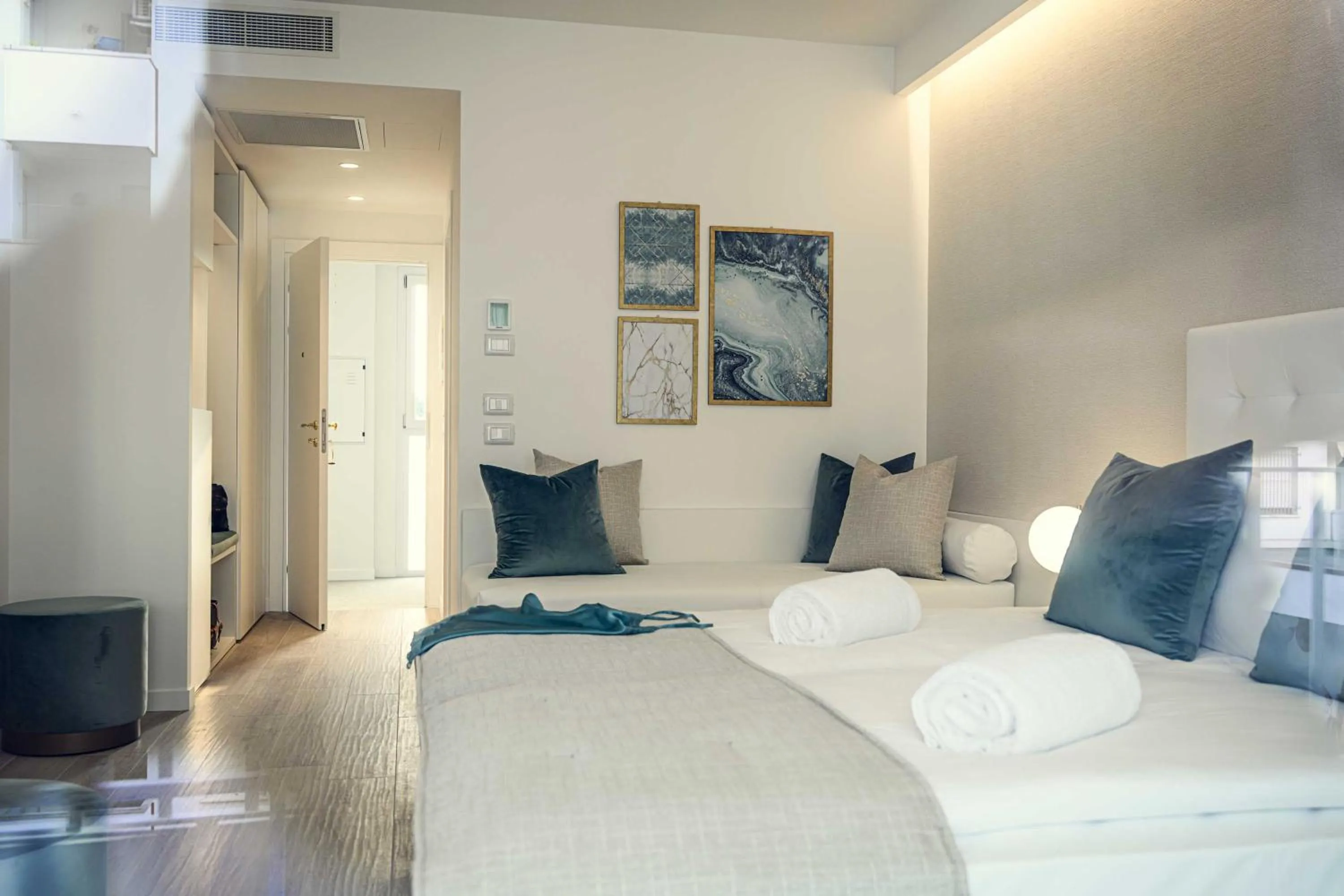 Bedroom, Bed in Hotel Astoria