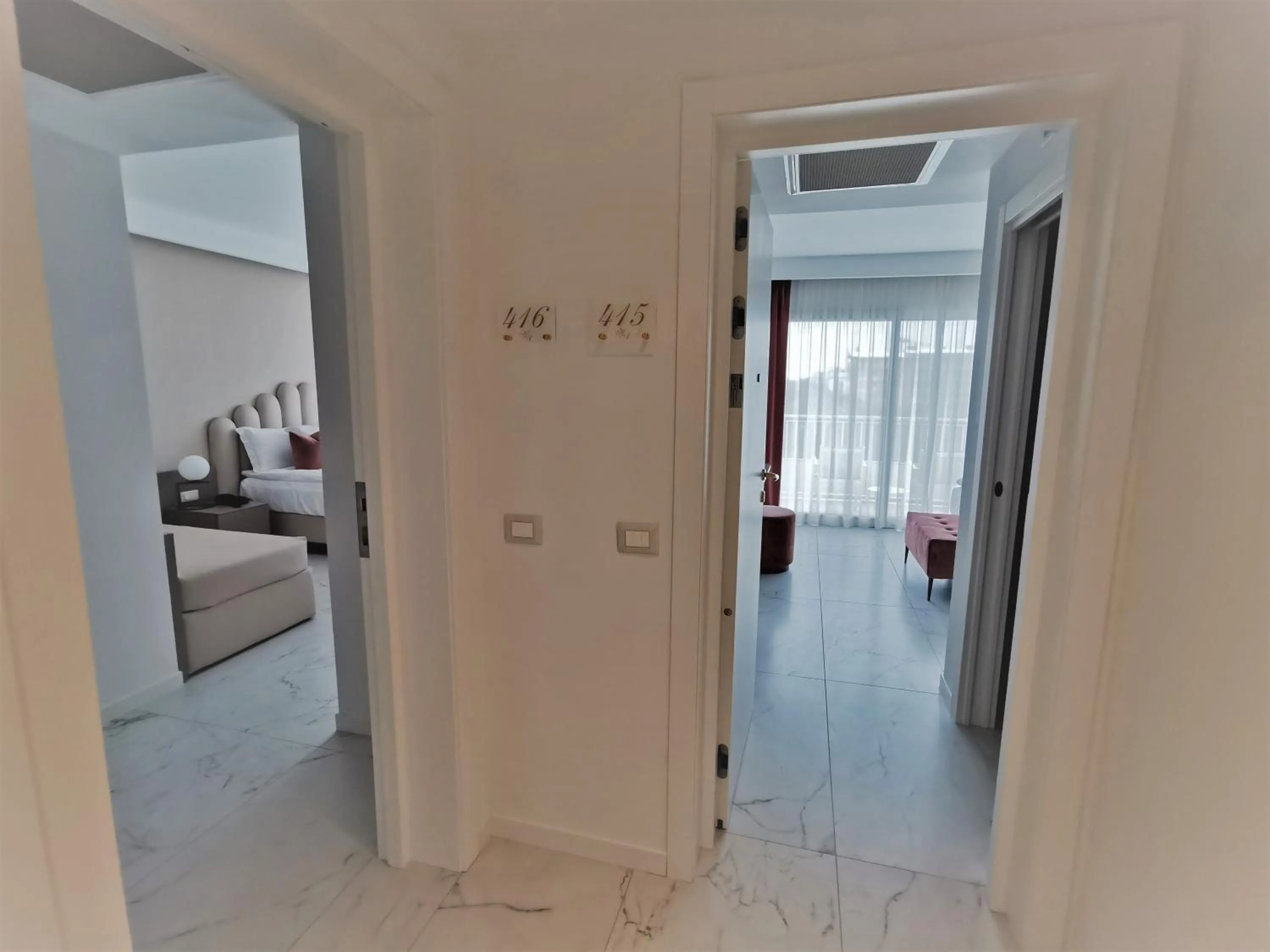 Bed in Hotel Astoria