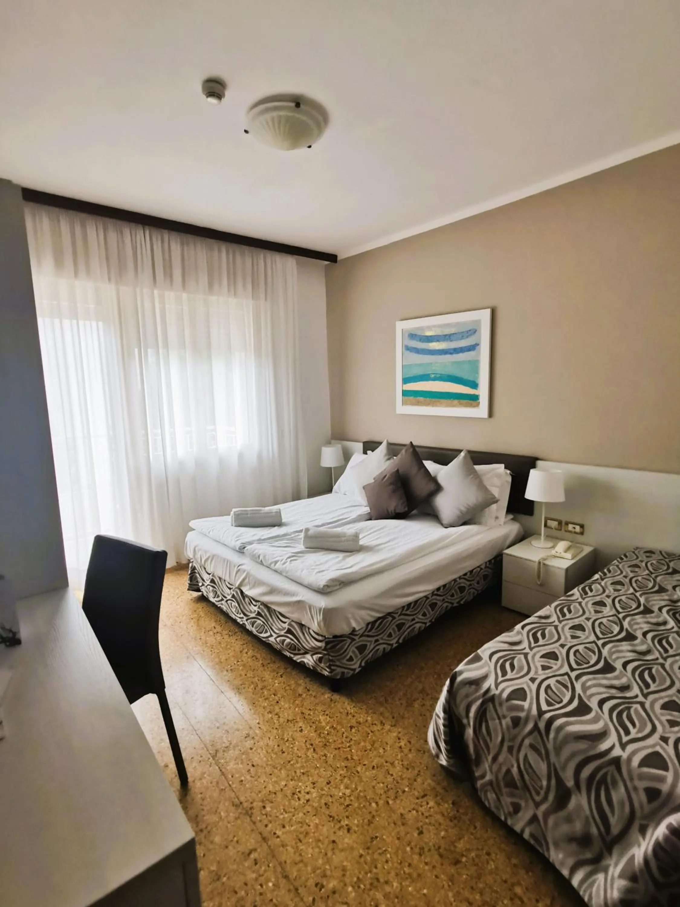 Bed in Hotel Astoria