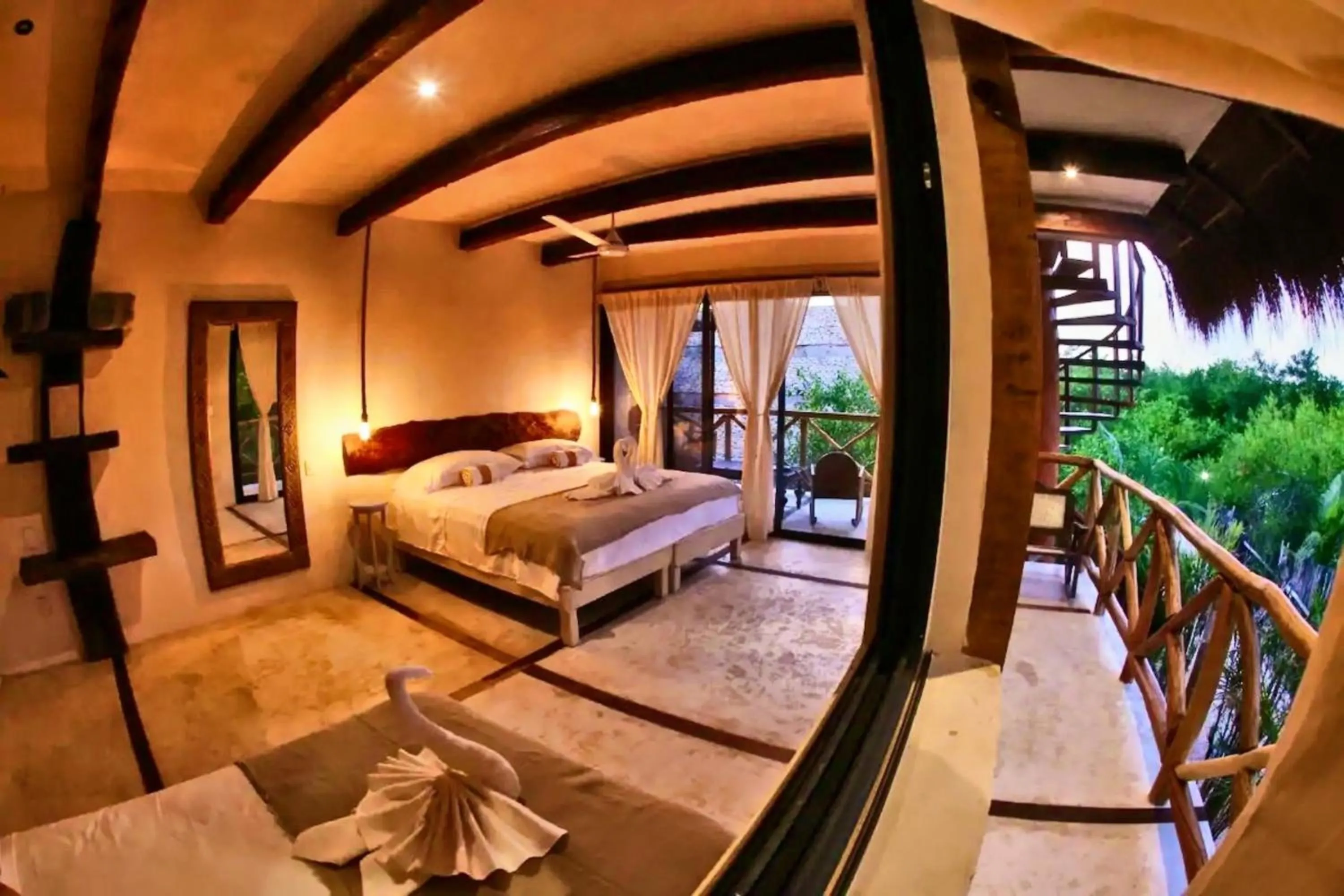 Bed in La Casa de Mia Tulum