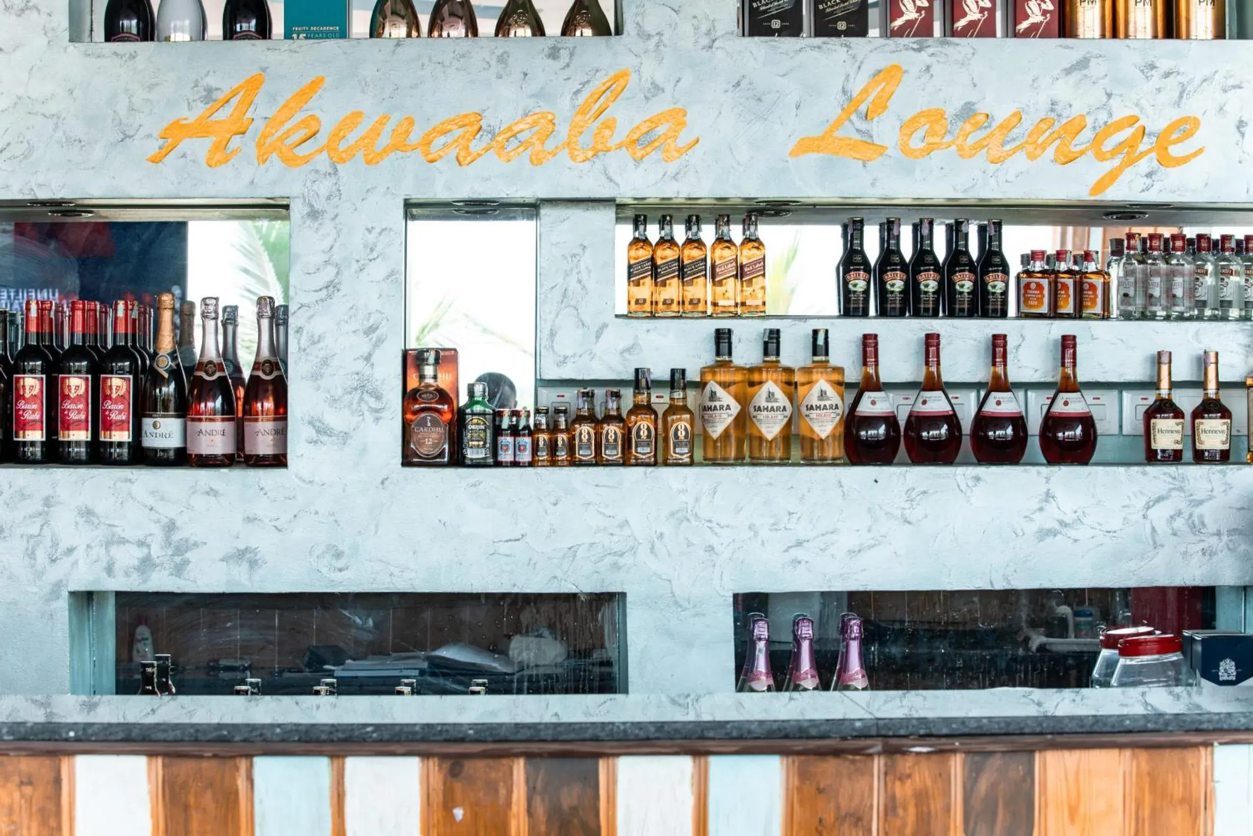 Lounge or bar in PLUS 33 HOTEL Lounge or bar in PLUS 33 HOTEL