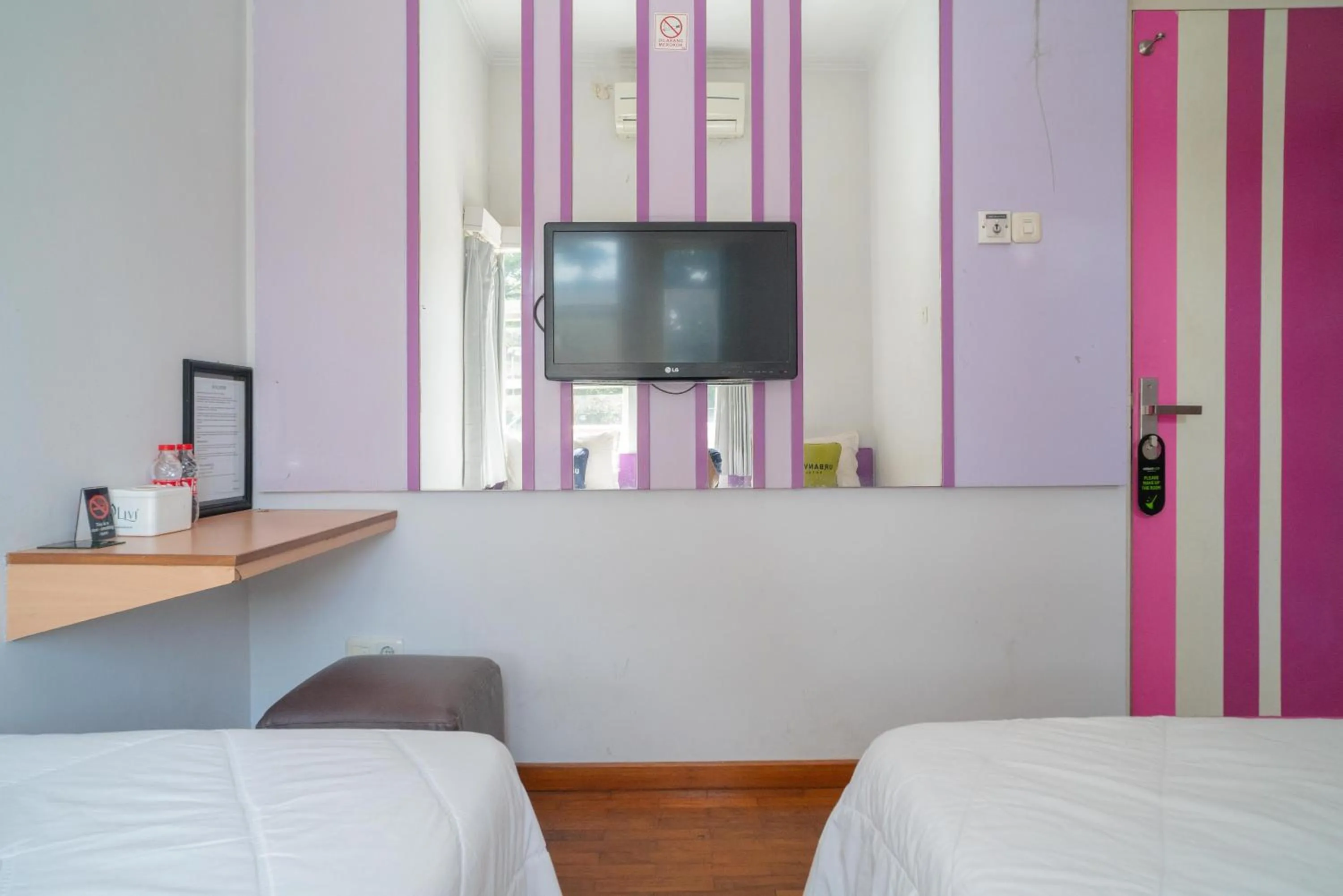 Urbanview Hotel FiFFa Kauman Malang