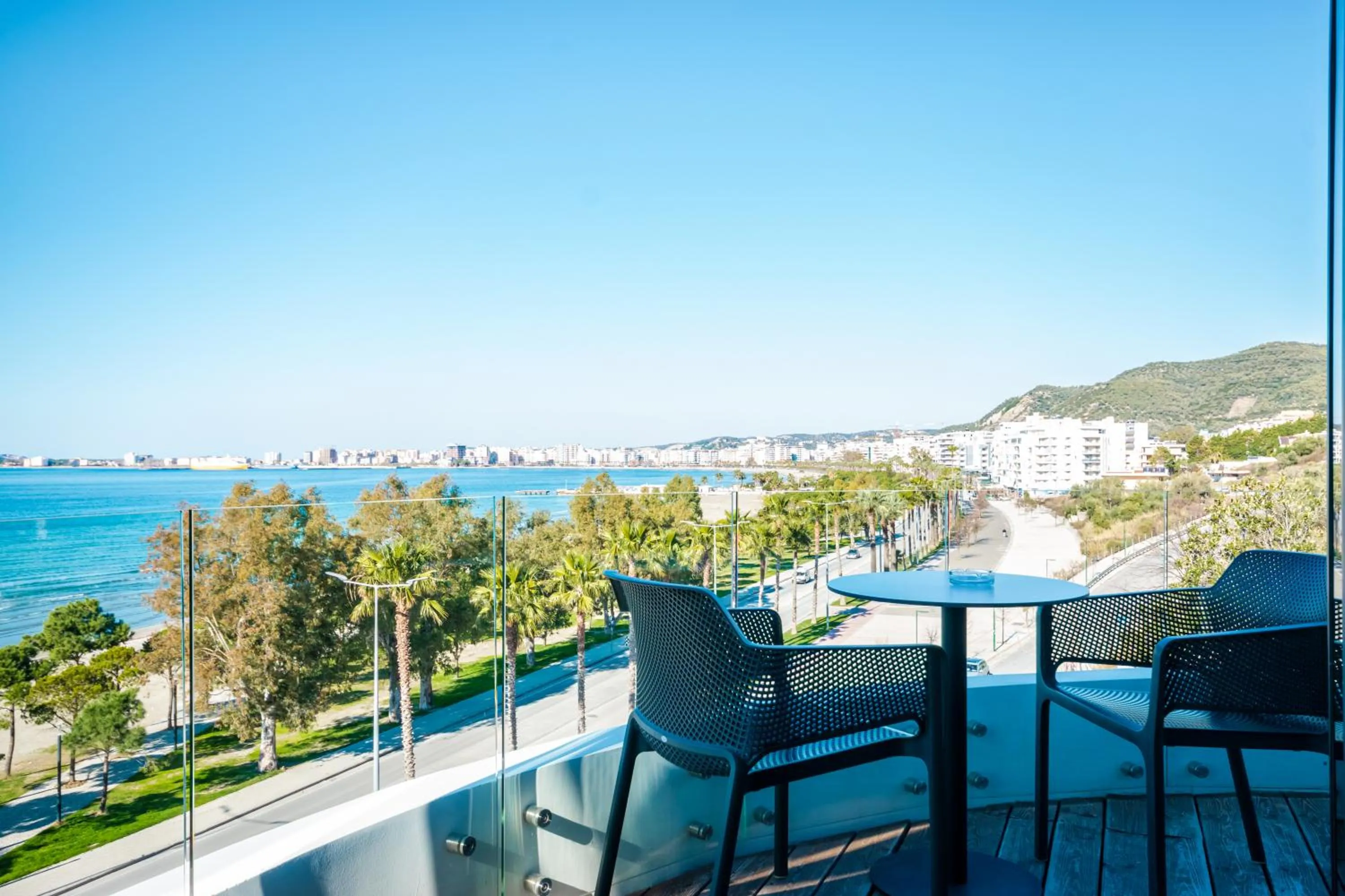 Balcony/Terrace in Yacht Hotel