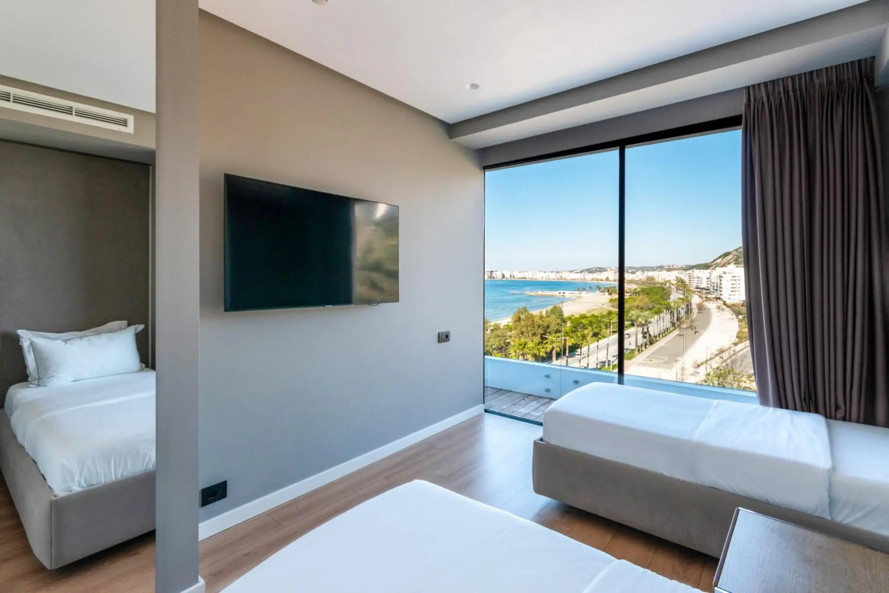 Family Room with Sea View in Yacht Hotel Family Room with Sea View in Yacht Hotel