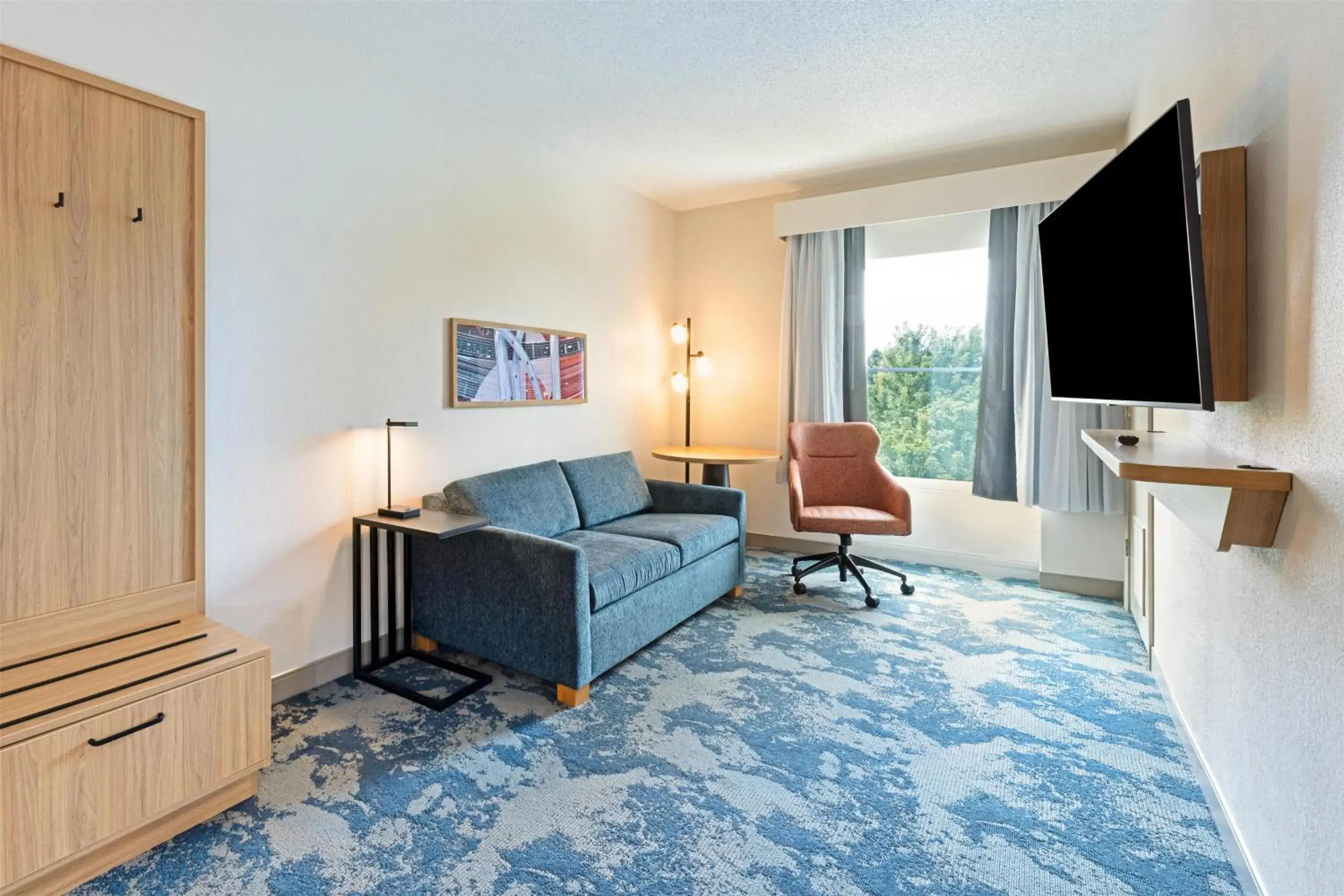 Living room in Hampton Inn Lawrenceville Duluth Living room in Hampton Inn Lawrenceville Duluth