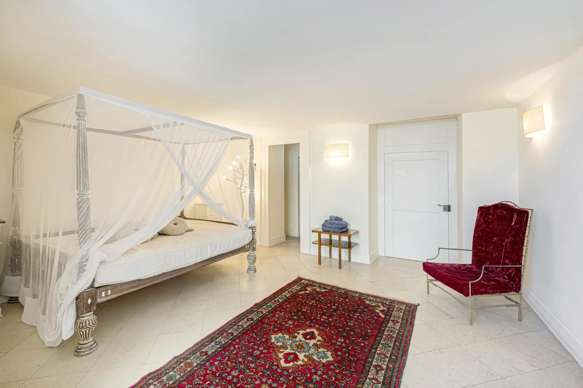 Living room, Bed in Casa Bormioli - Maison de Charme