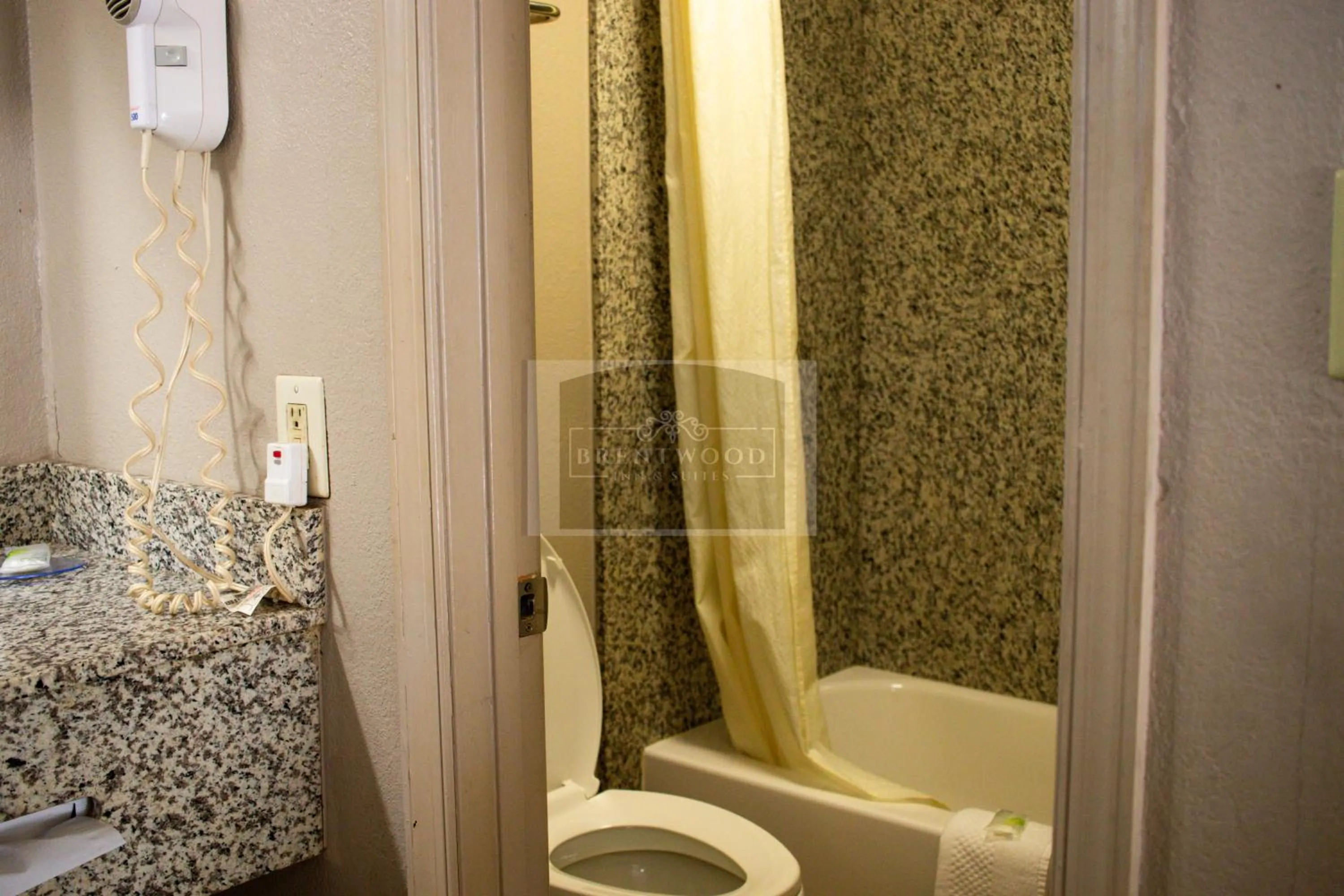 Brentwood inn & Suites - Lynchburg