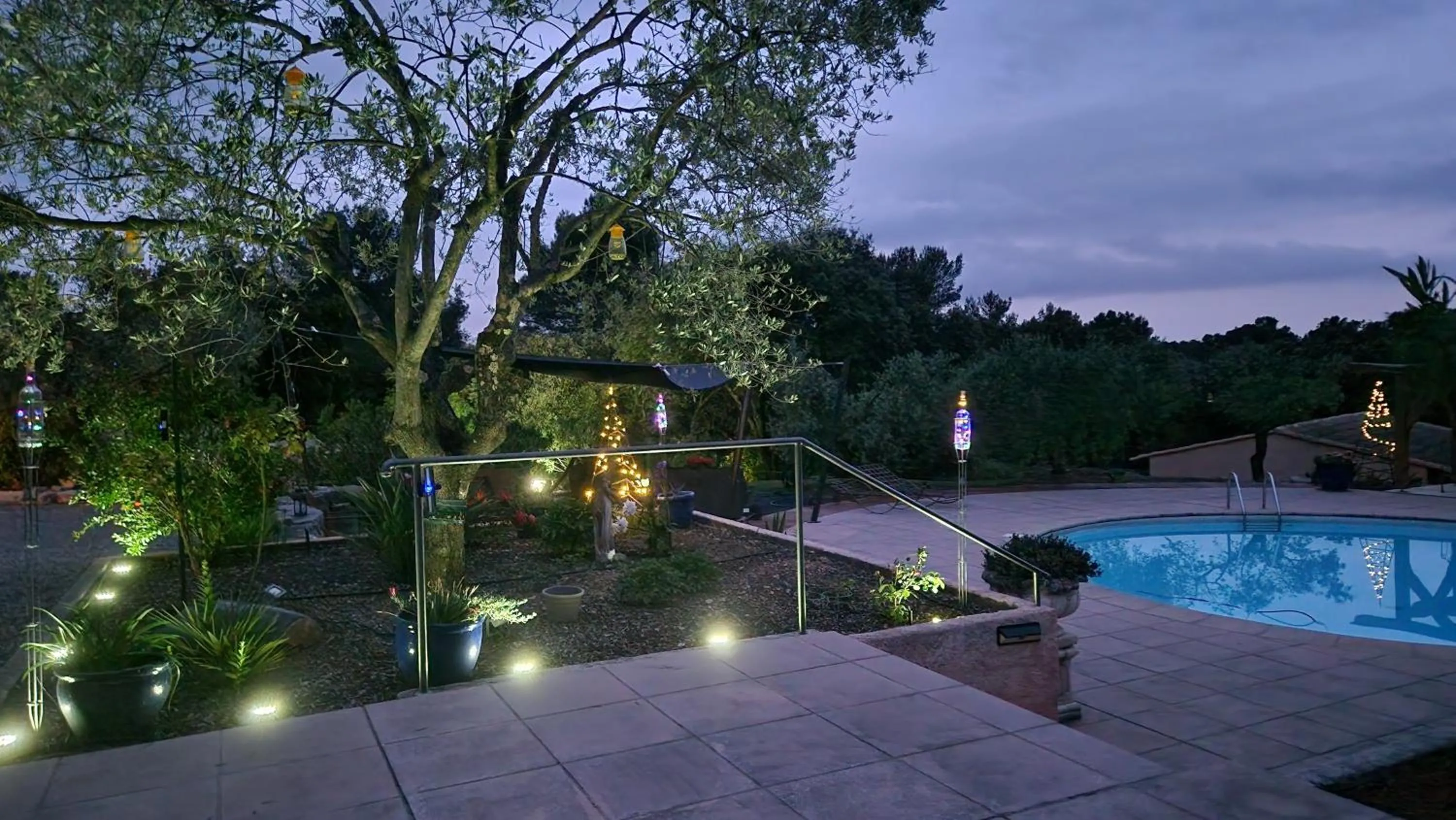 Le Petit Coin de Paradis