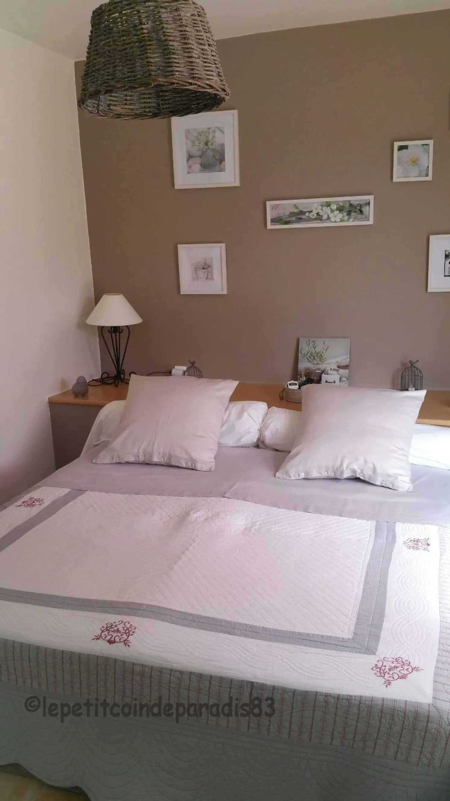 Bed in Le Petit Coin de Paradis