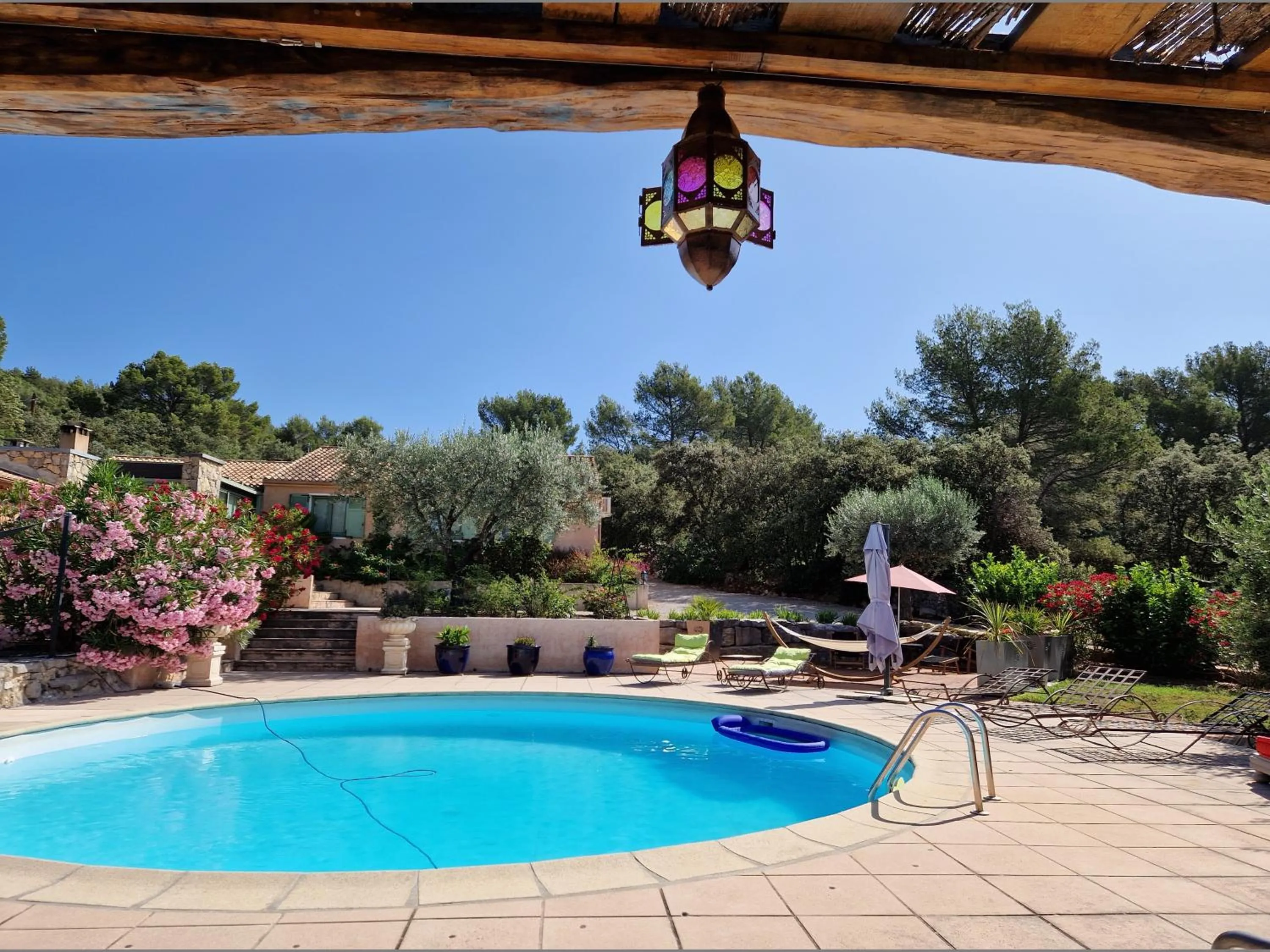 Le Petit Coin de Paradis