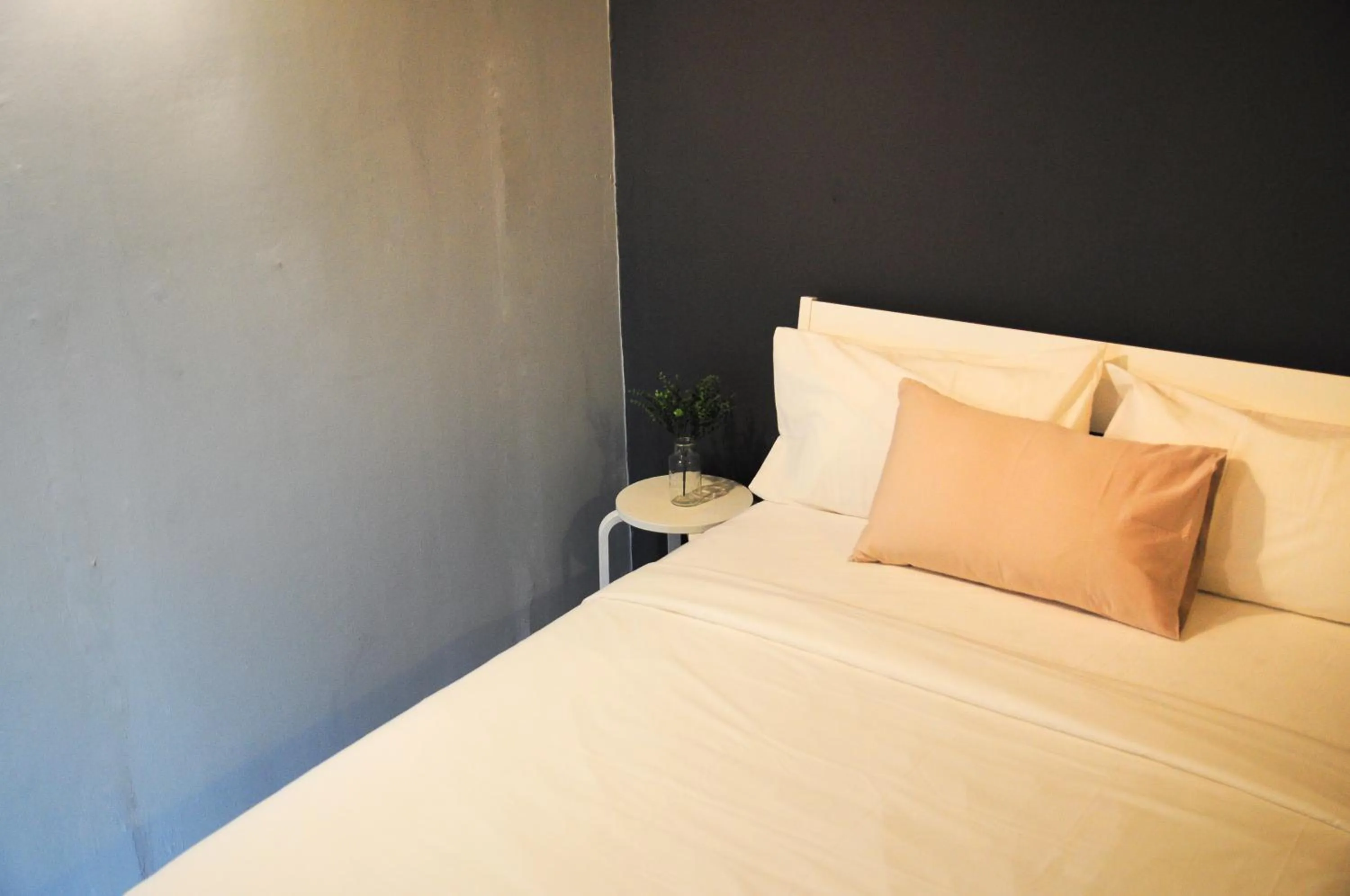 Bed in GRAYHAUS SOHO Ipoh