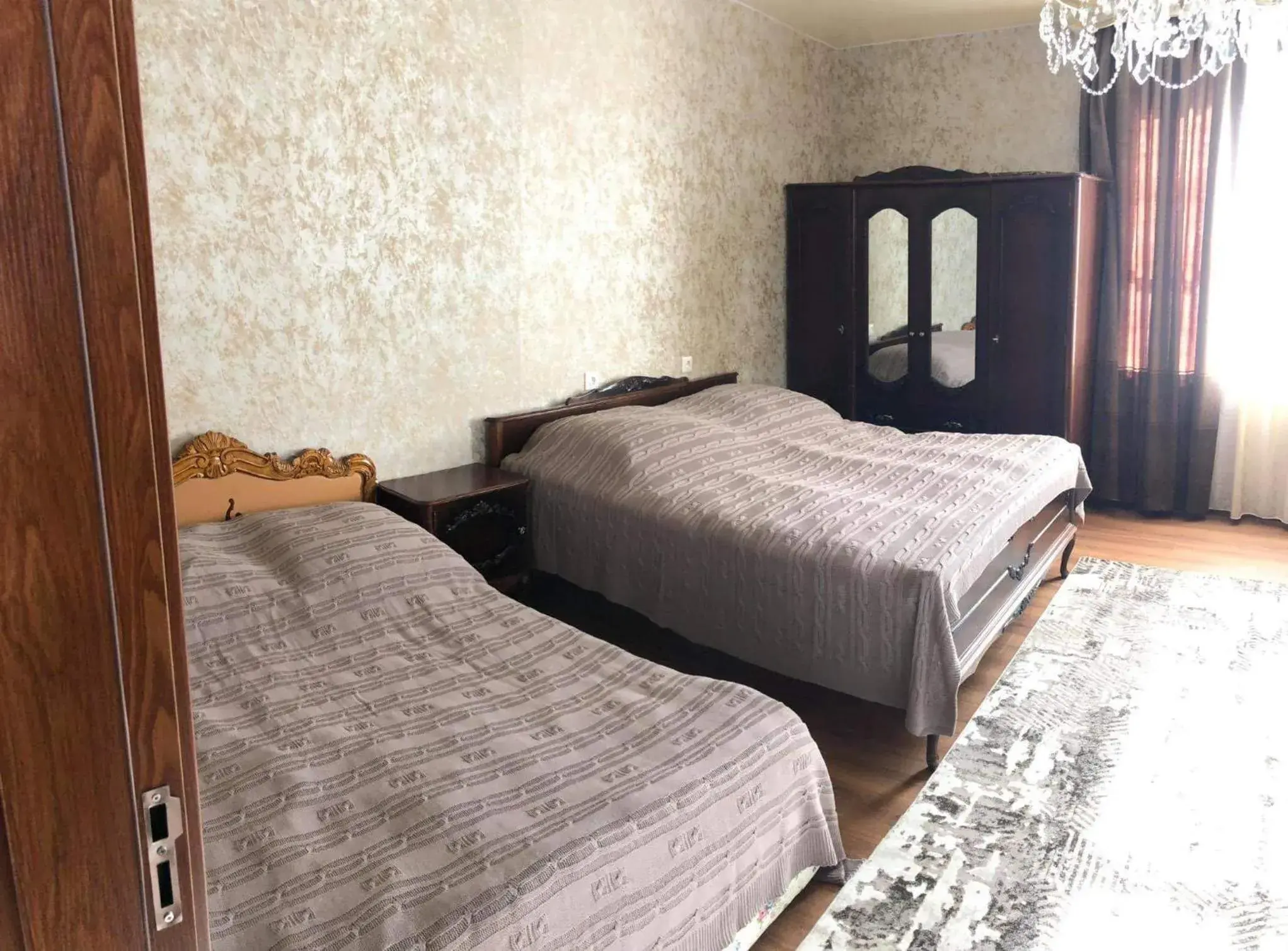 Large Double Room in Lia Khaikashvili Guest House Large Double Room in Lia Khaikashvili Guest House