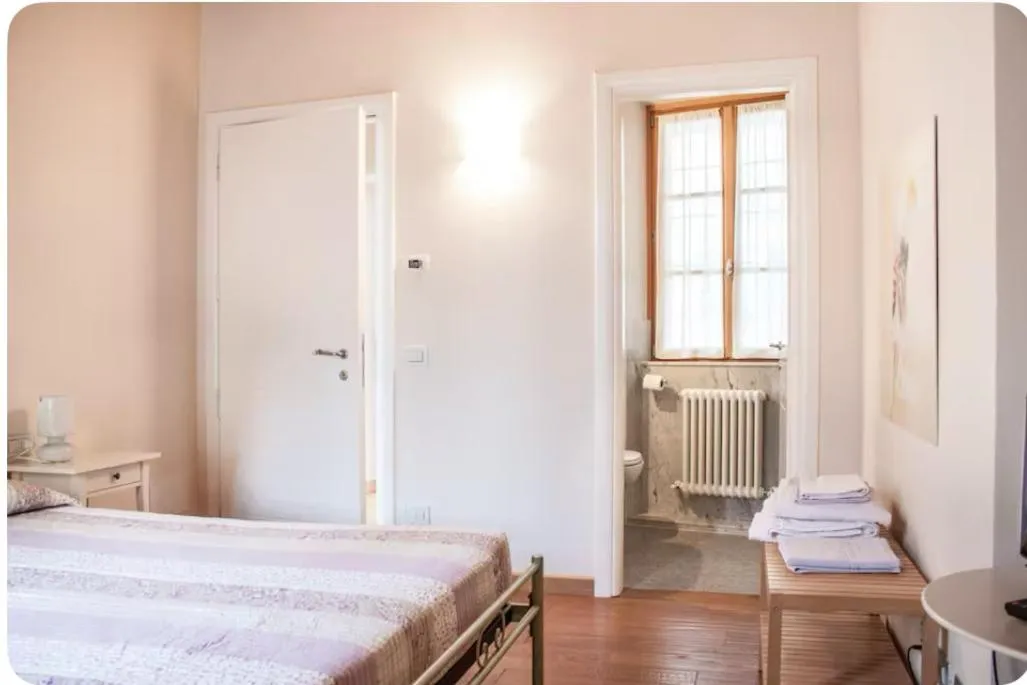 Bed in Alla Torre del Barbarossa B&B FORESTERIA