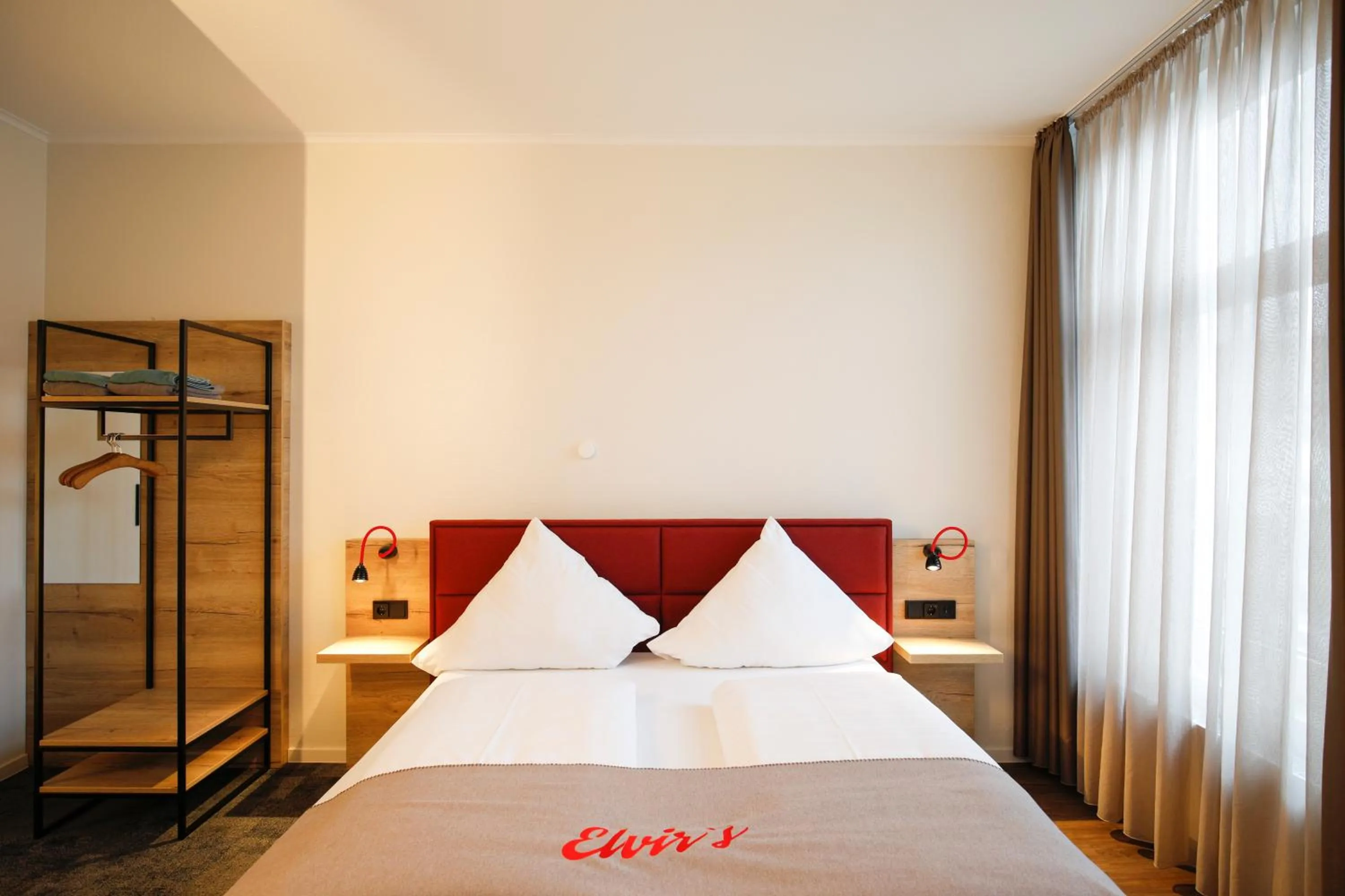 Bed in Hotel Restaurant Zur Linde