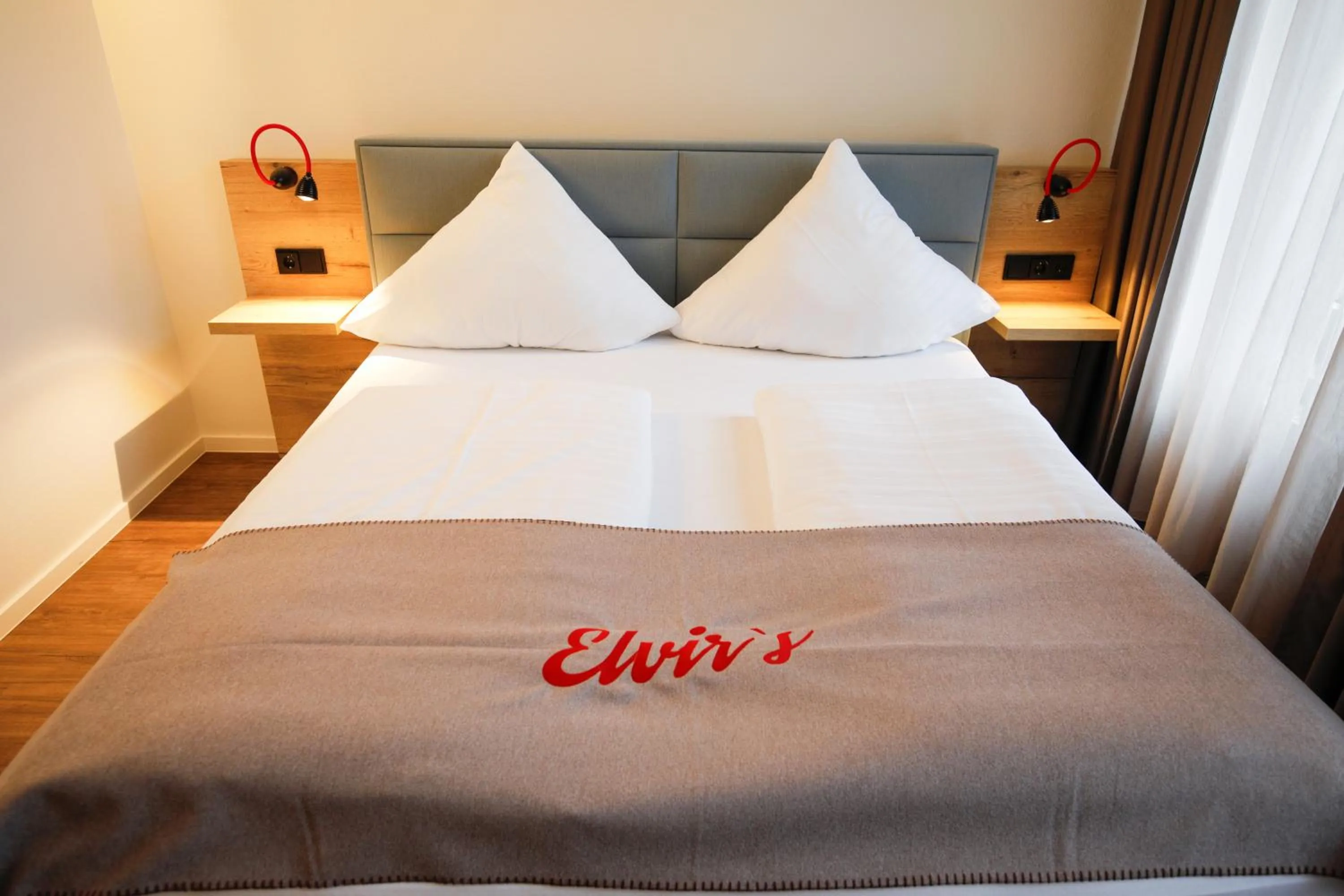 Bed in Hotel Restaurant Zur Linde