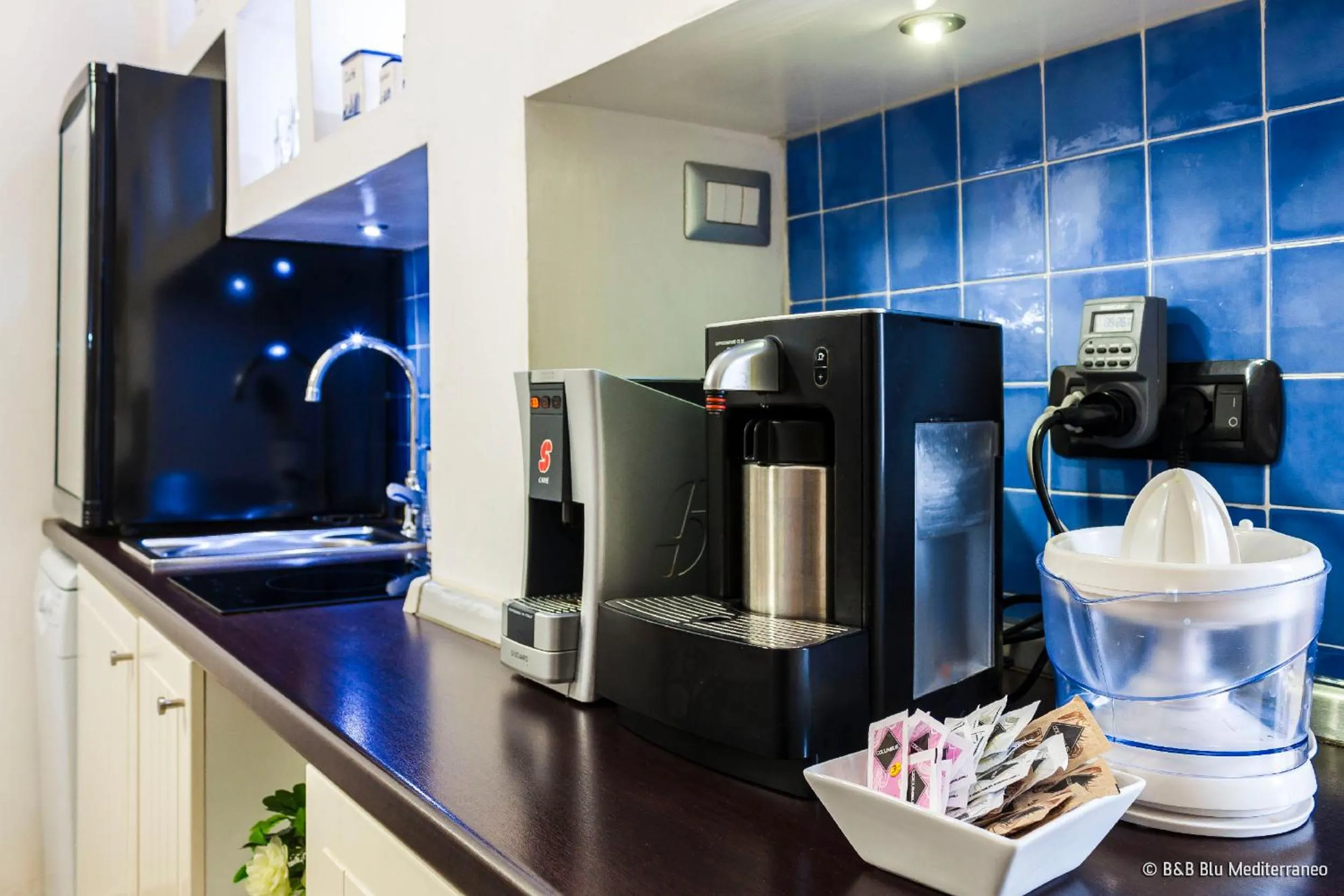 Coffee/tea facilities in Blu Mediterraneo B&B