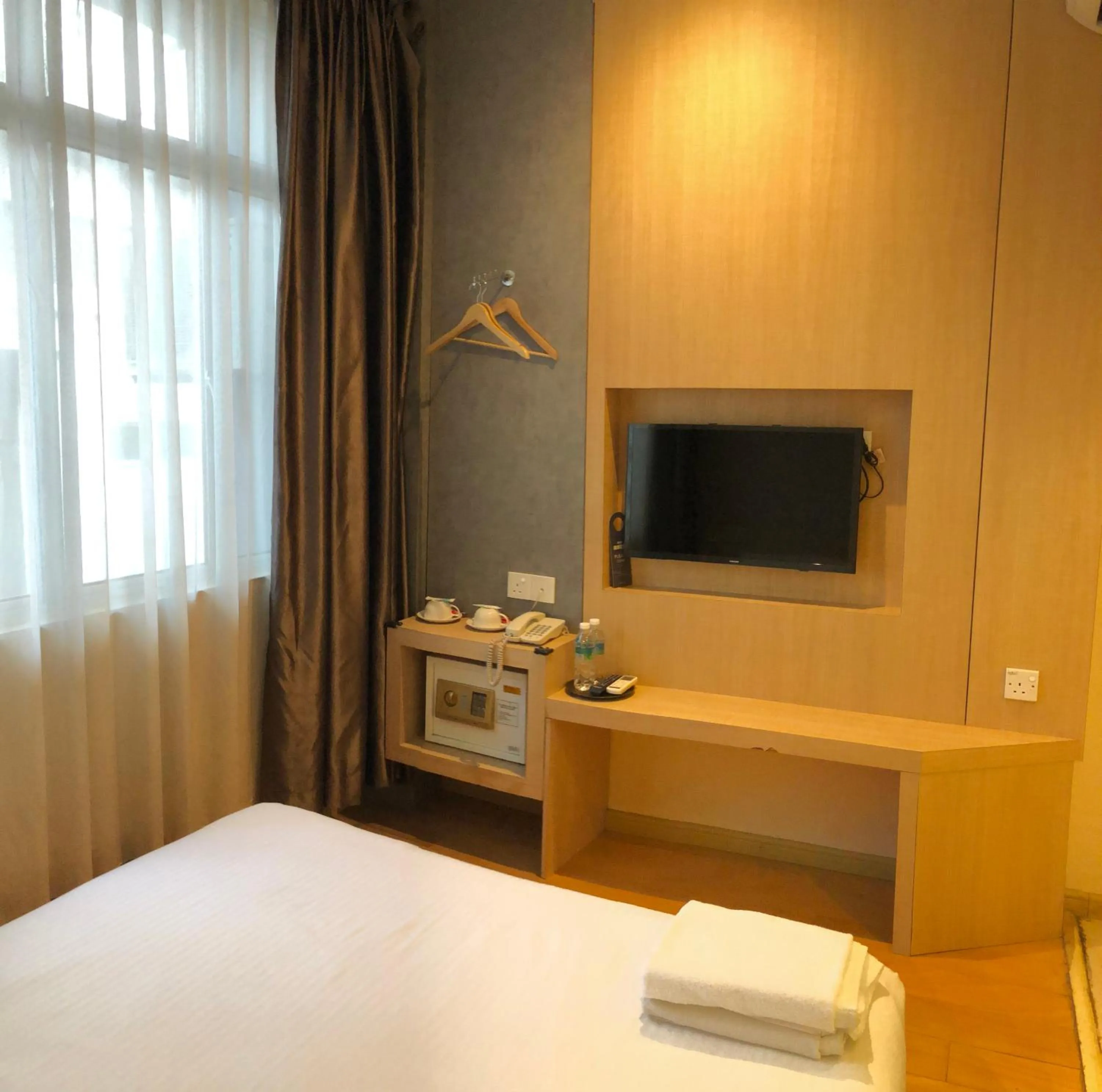 Bed in Kyoto Boutique Hotel