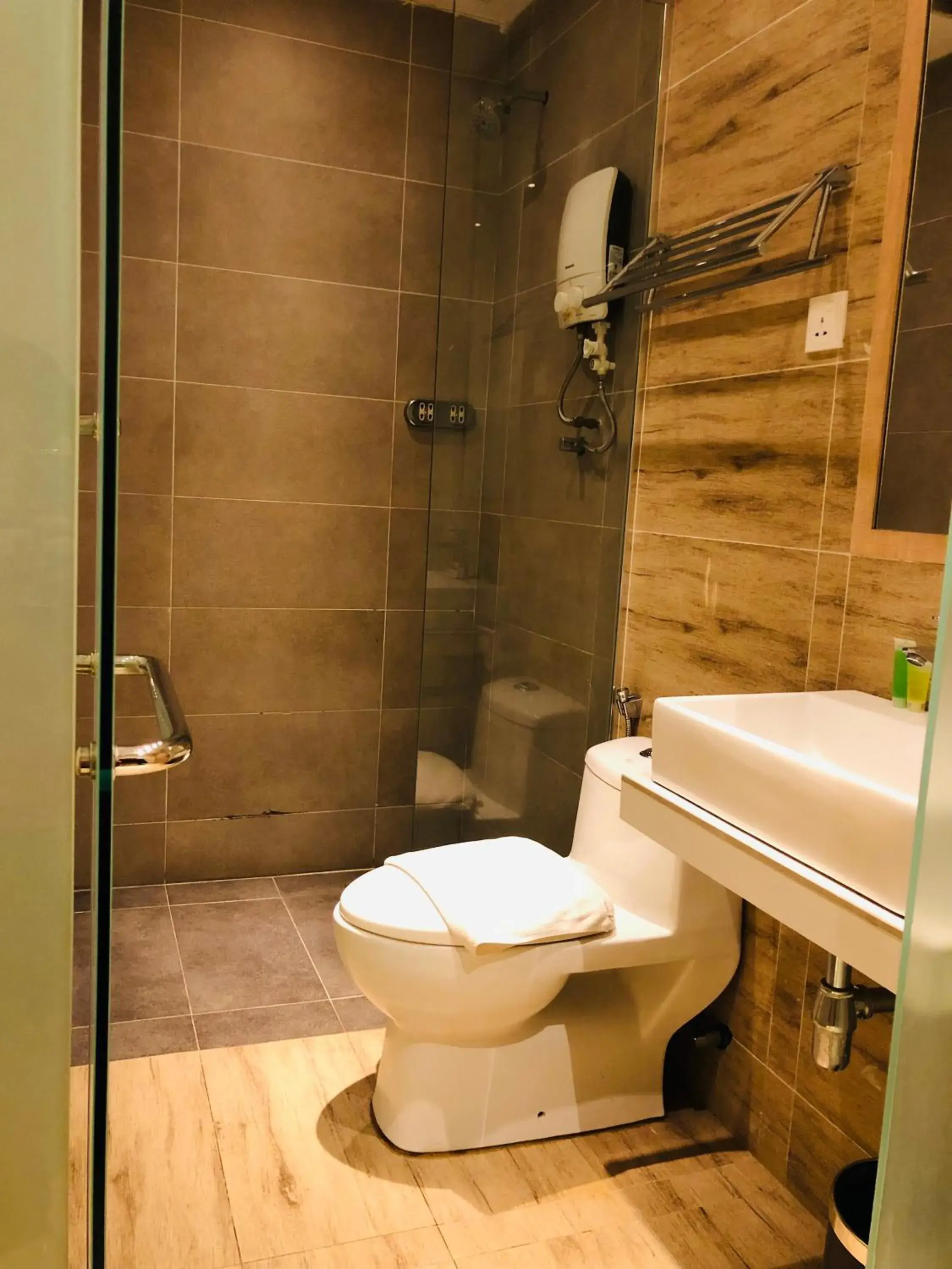 Deluxe Queen Room in Kyoto Boutique Hotel Deluxe Queen Room in Kyoto Boutique Hotel