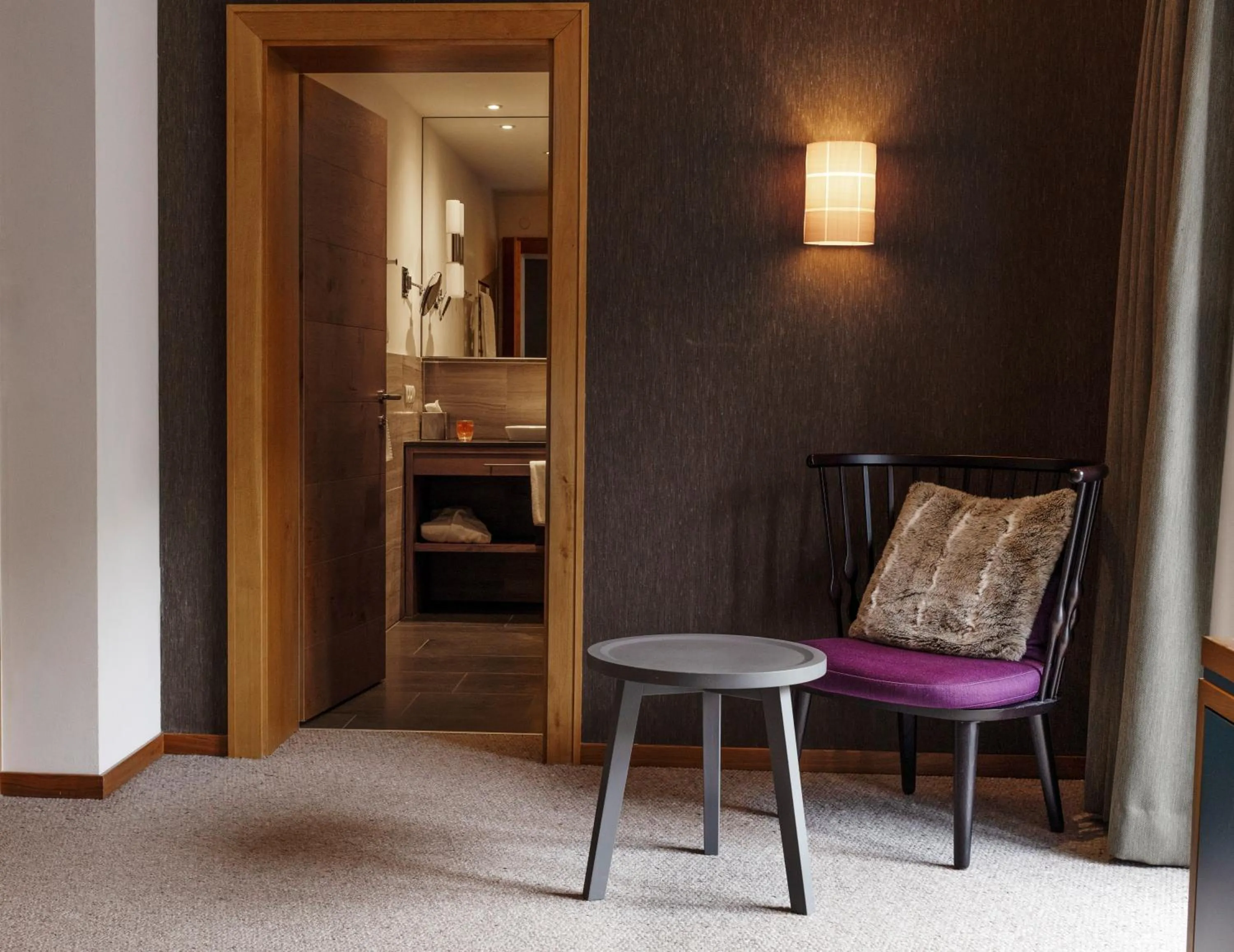 Photo of the whole room in Valluga Hotel