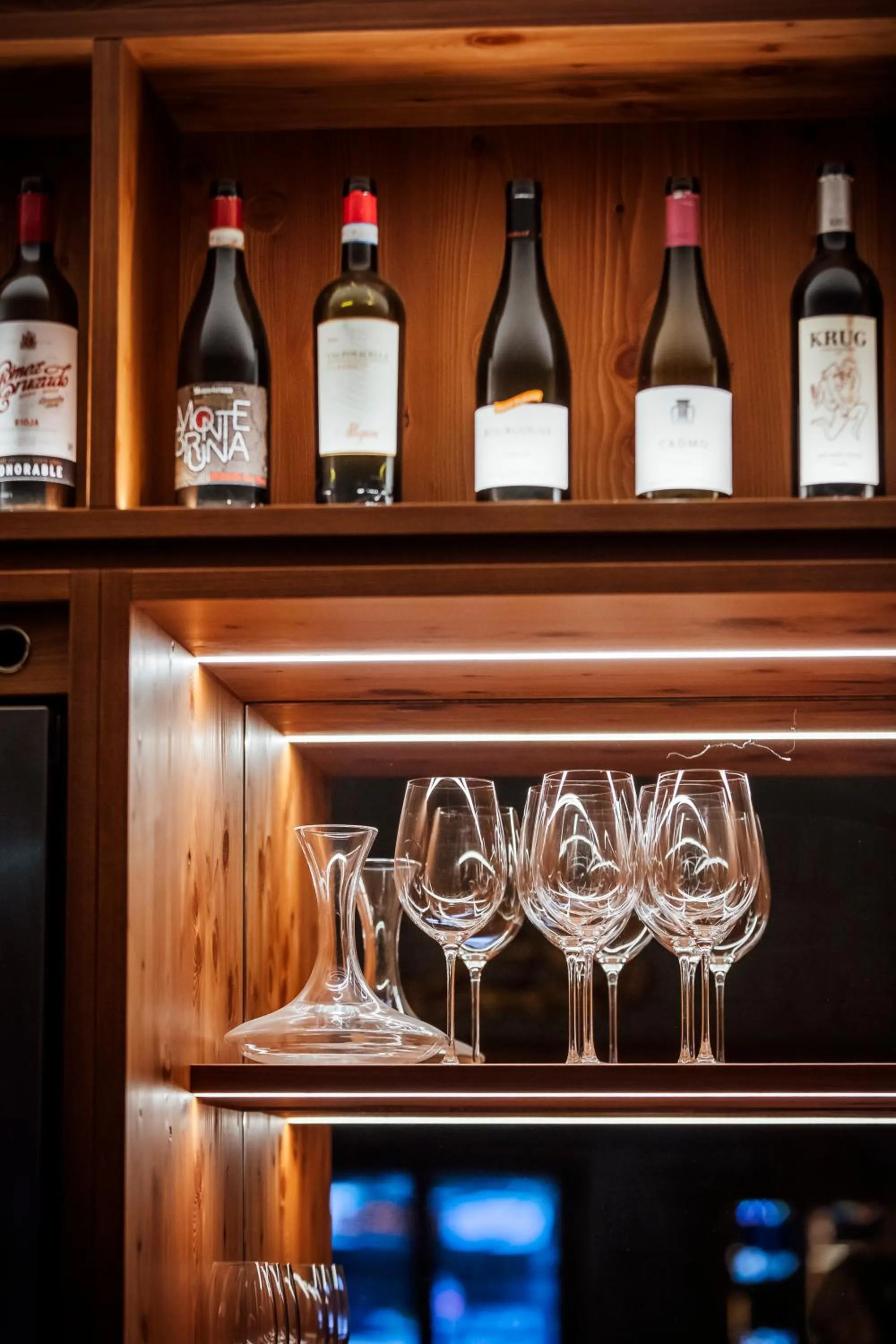 Lounge or bar in Valluga Hotel