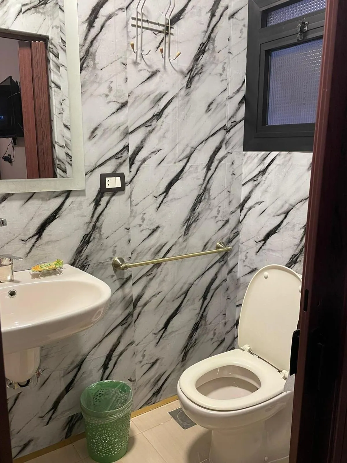 Shower in H100 Pyramids View