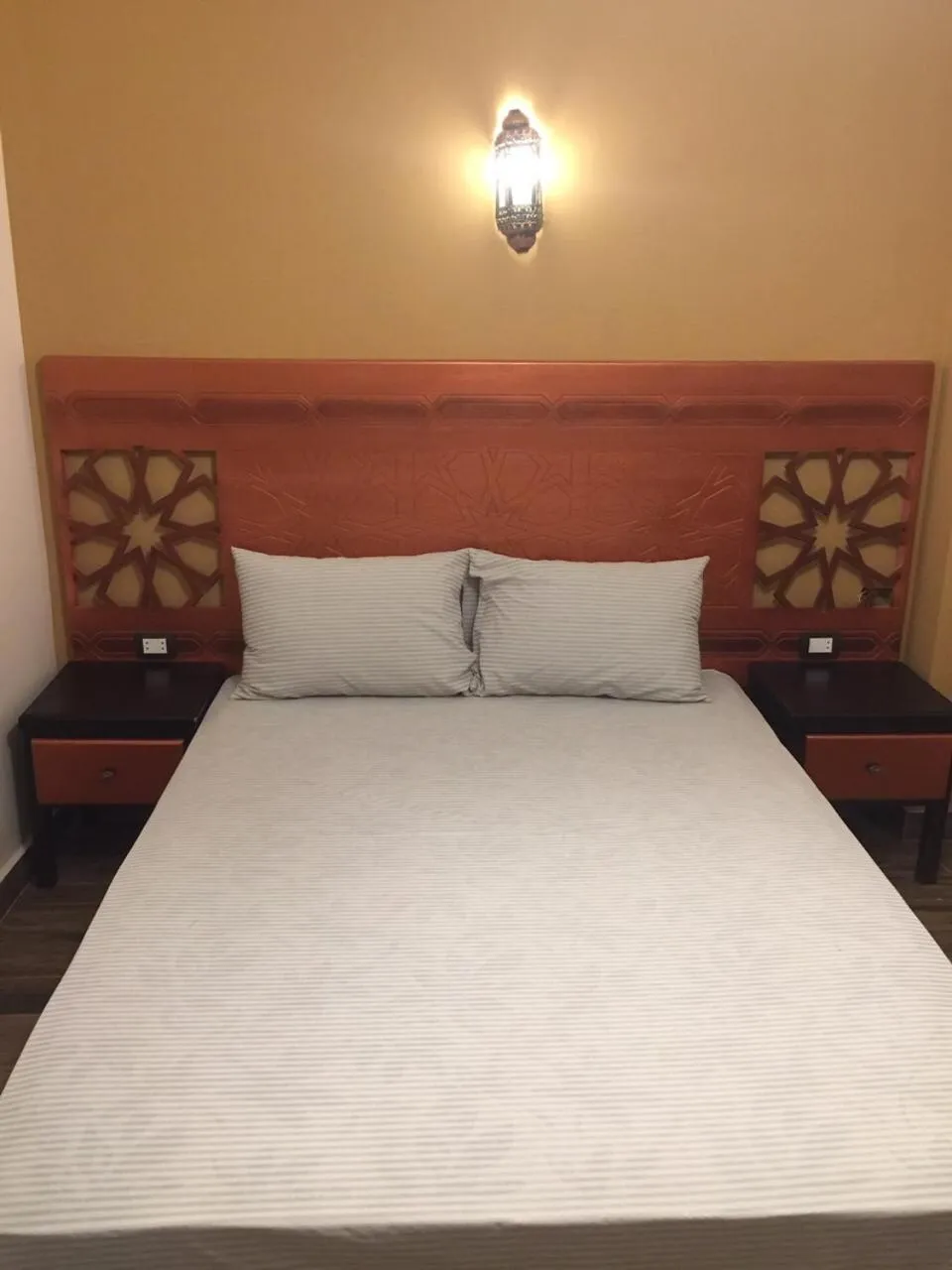 Bed in H100 Pyramids View