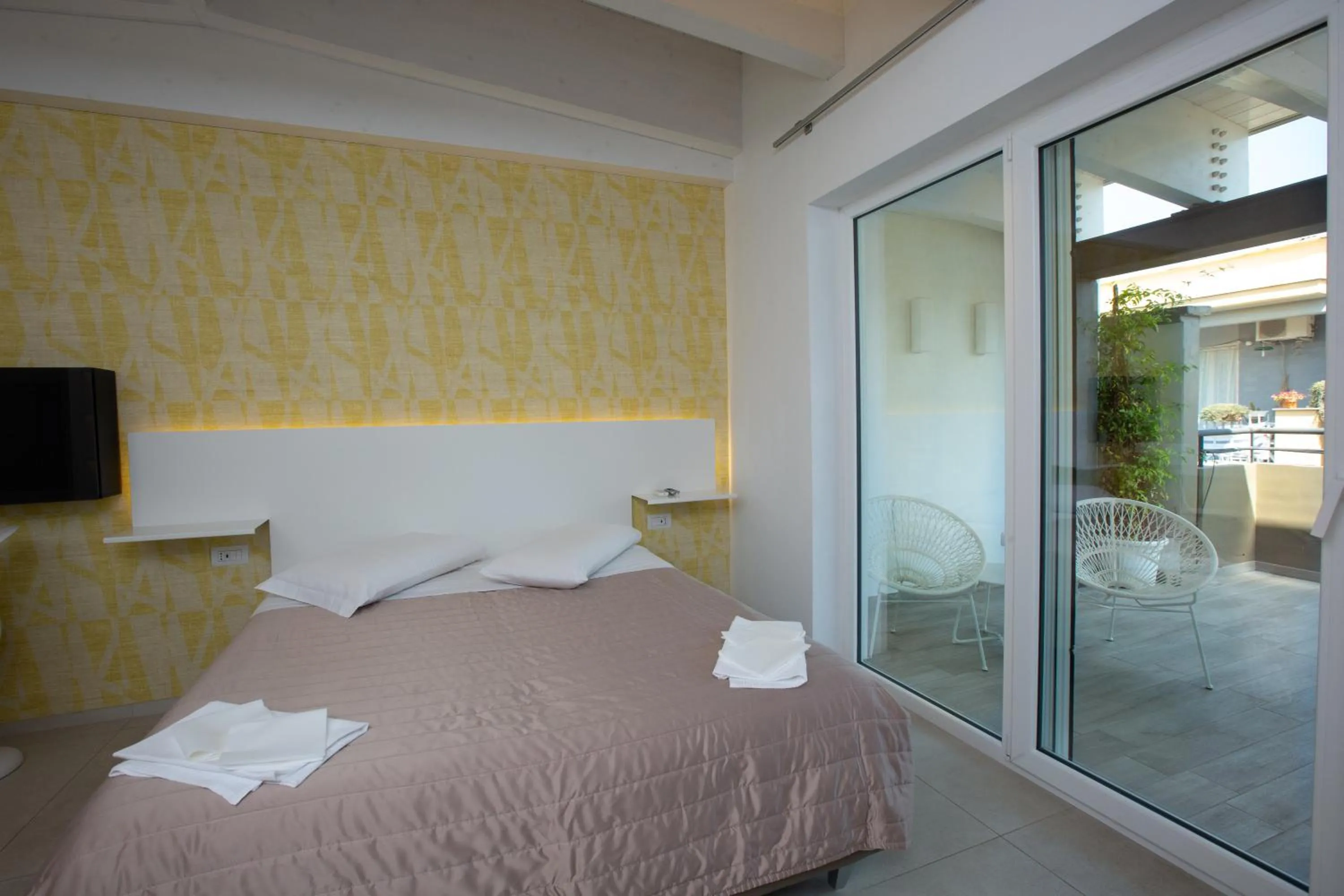 Bedroom, Bed in Hotel New Bari