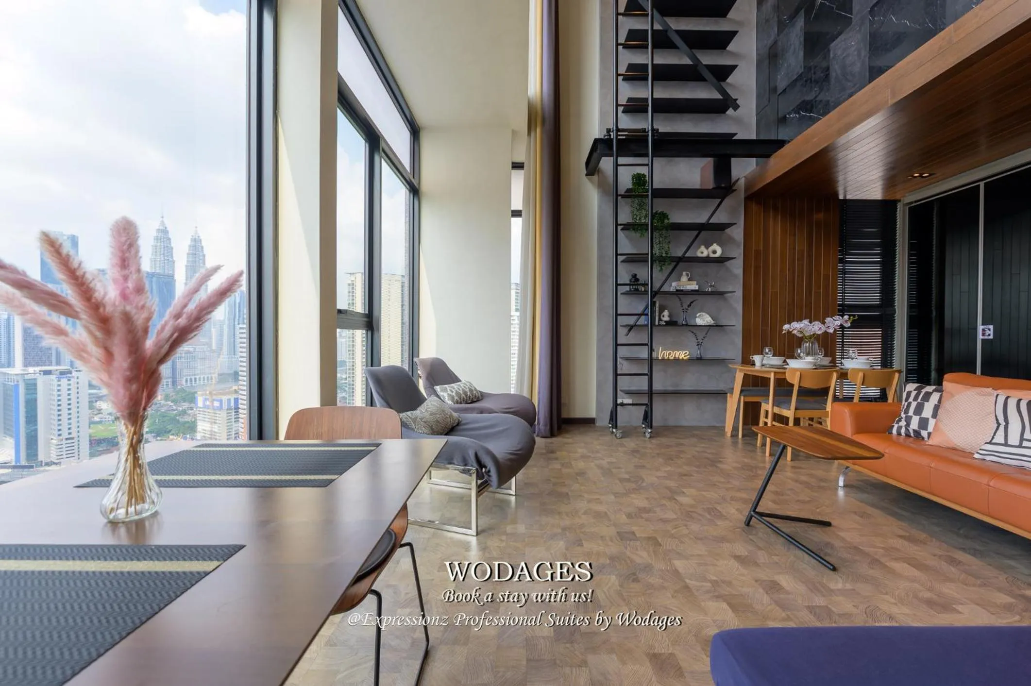 Expressionz KLCC by Wodages