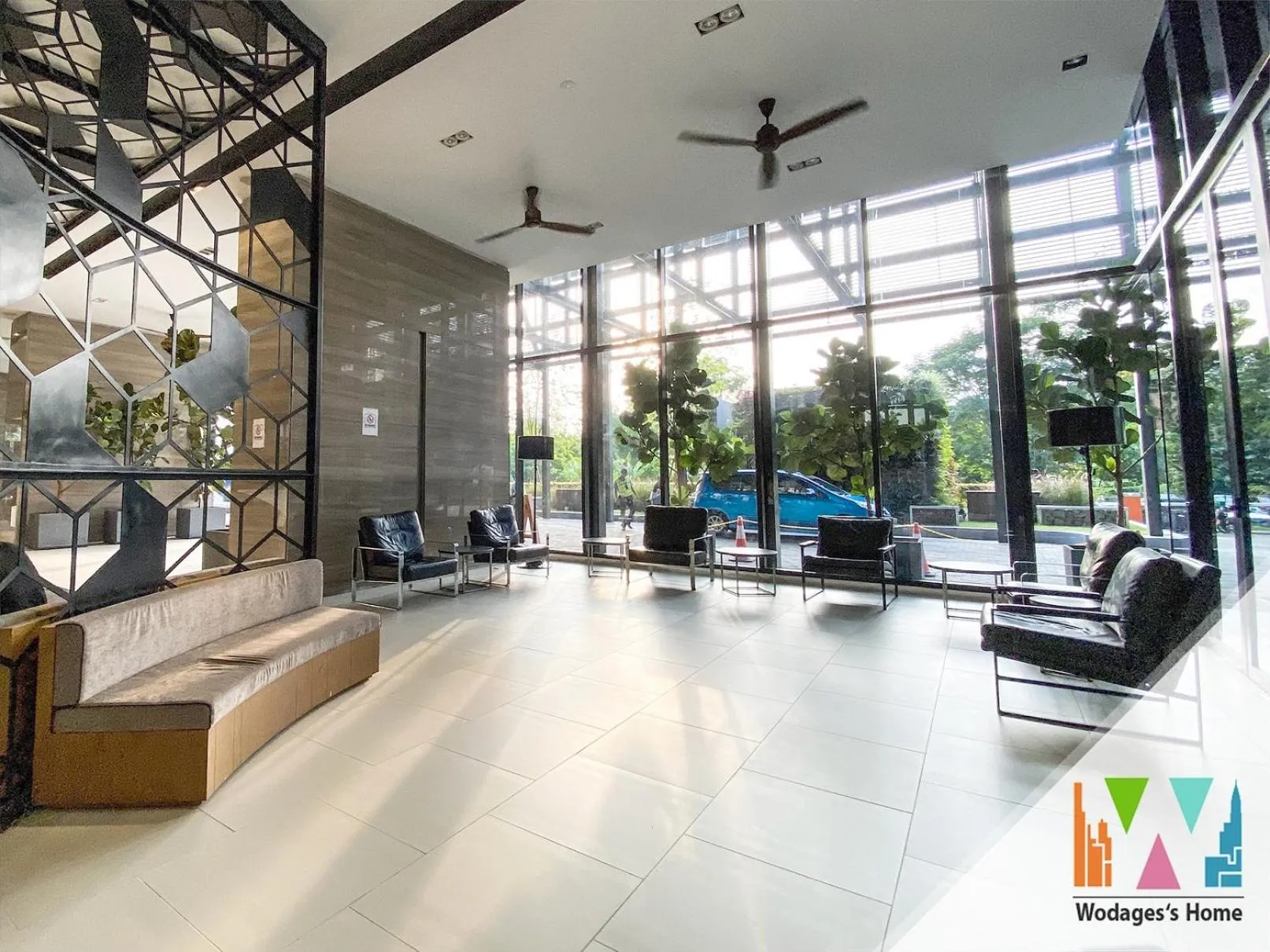 Seating area in Expressionz KLCC by Wodages