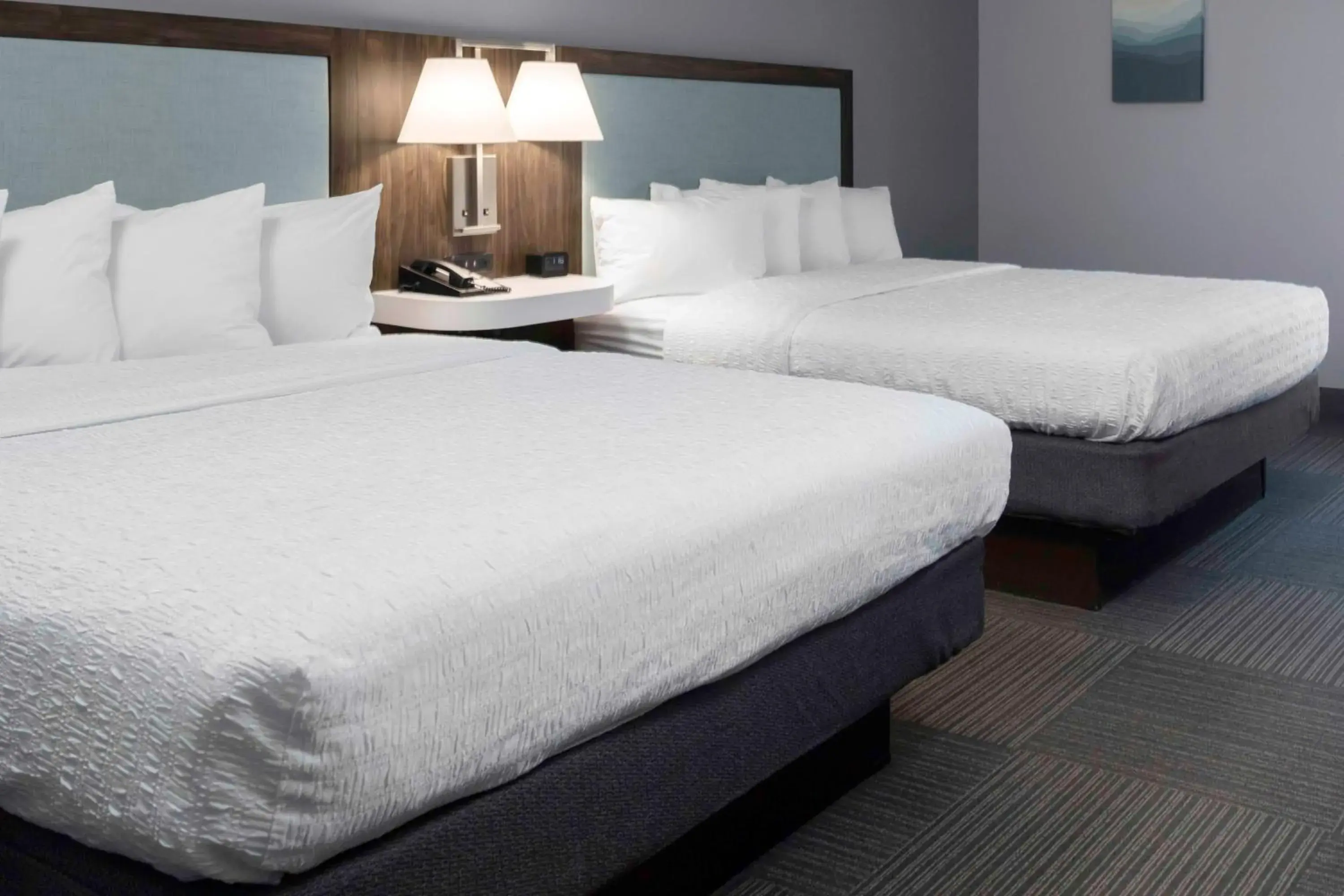 Photo of the whole room, Bed in Hampton Inn Conyers Photo of the whole room, Bed in Hampton Inn Conyers