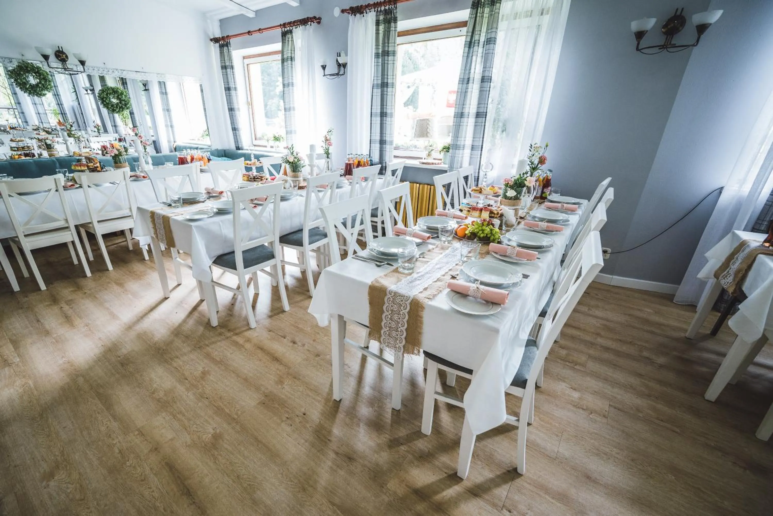 Restaurant/places to eat in Paryżanka Basen Spa