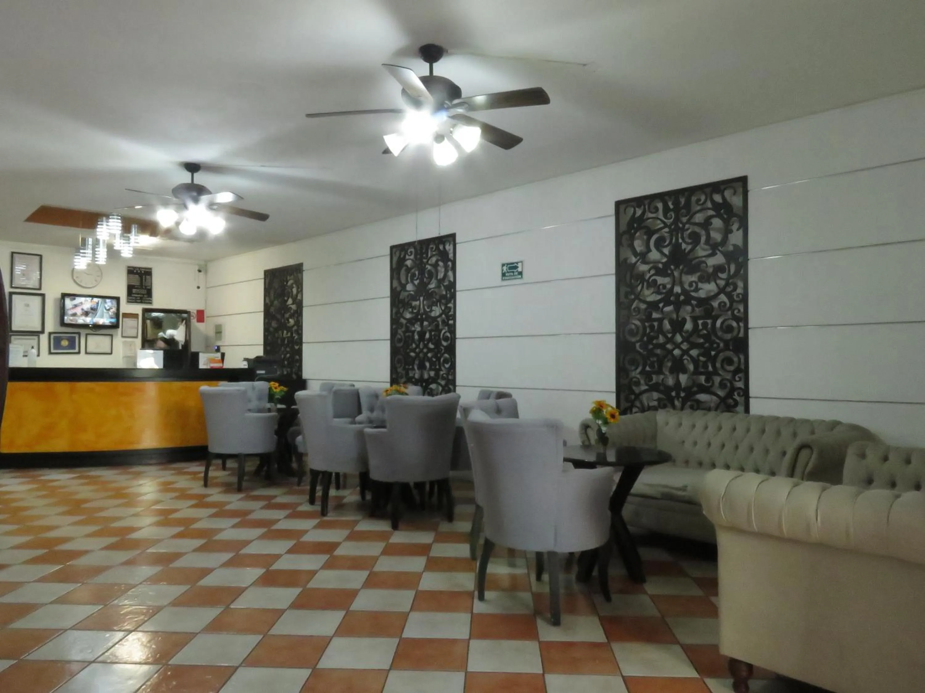 Hotel Los Girasoles