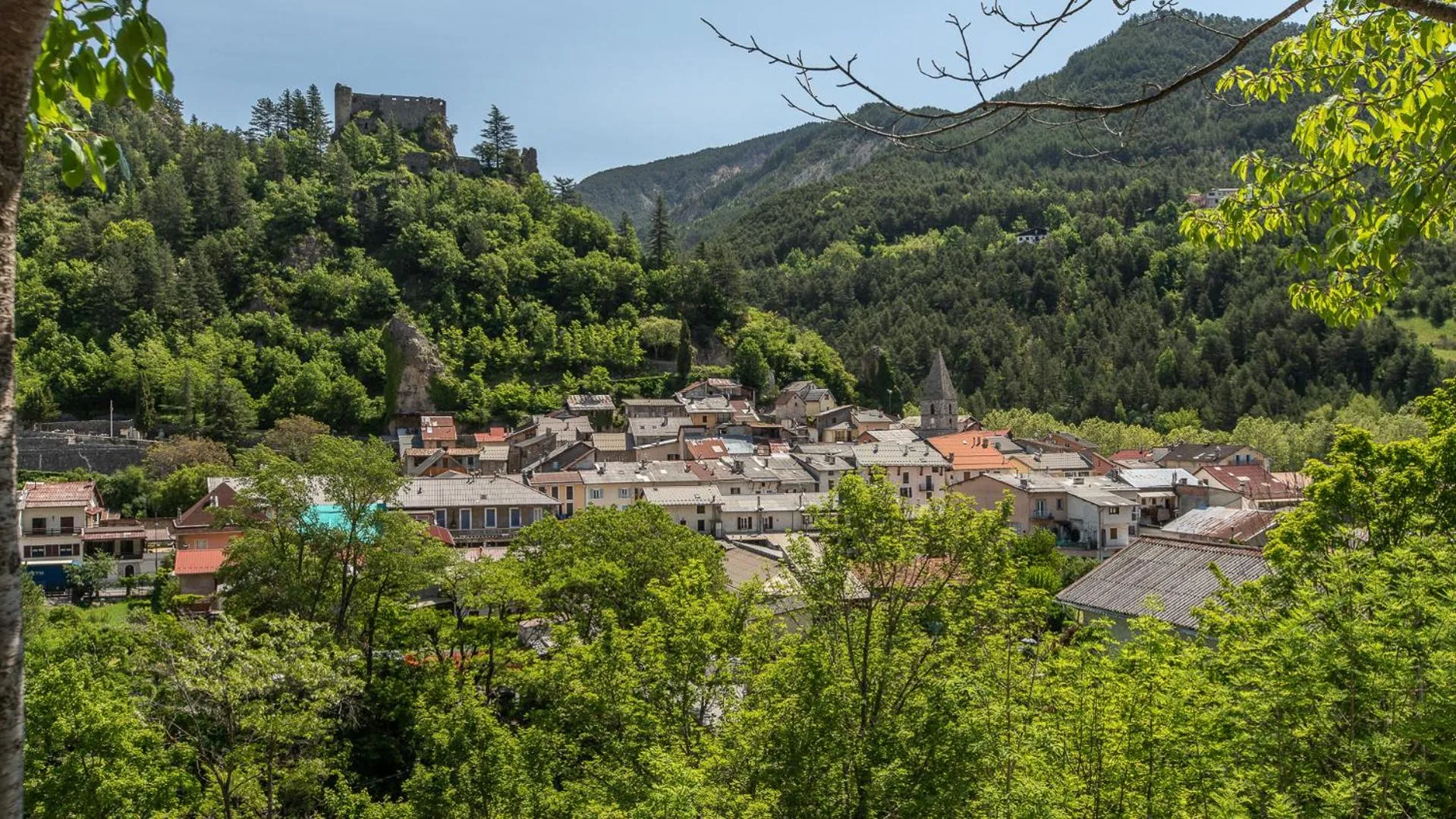 Nearby landmark in Vacancéole - Résidence Les Gorges Rouges