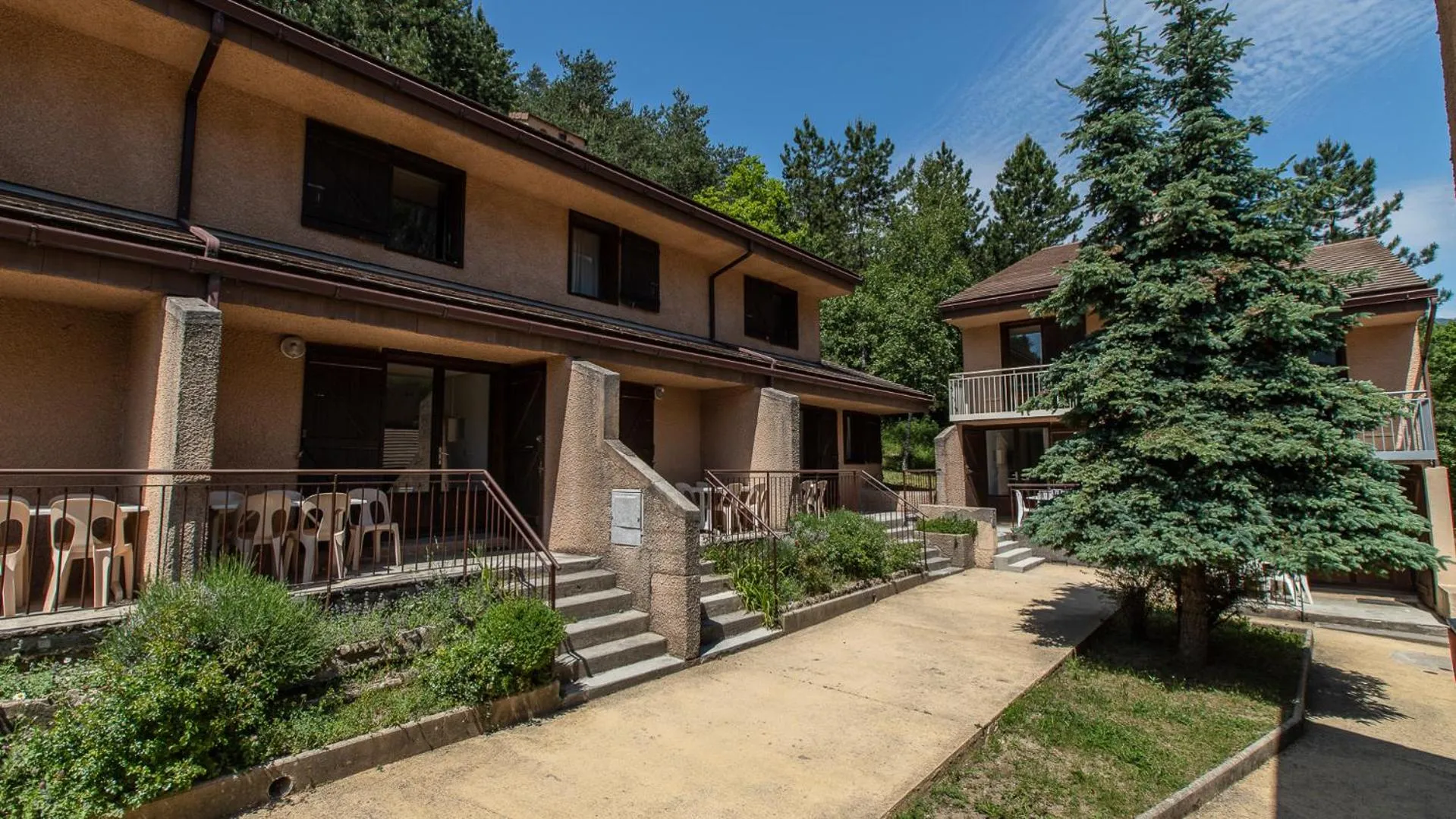 Summer in Vacancéole - Résidence Les Gorges Rouges