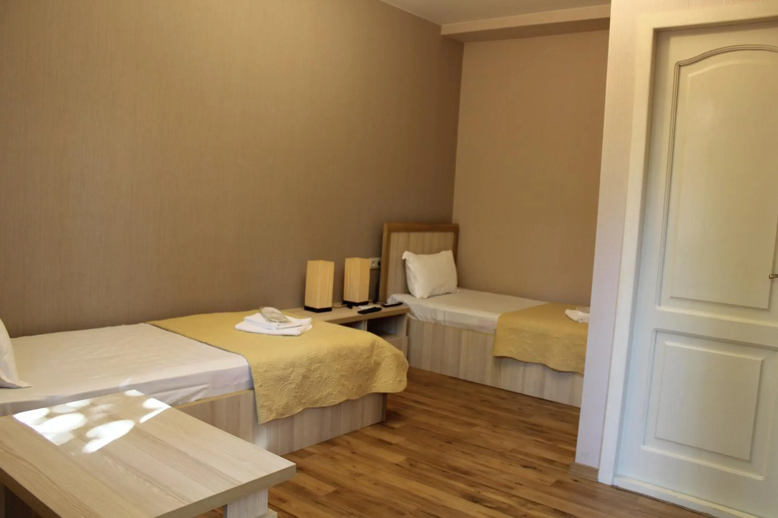Twin Room - single occupancy in Emis Hotel Twin Room - single occupancy in Emis Hotel
