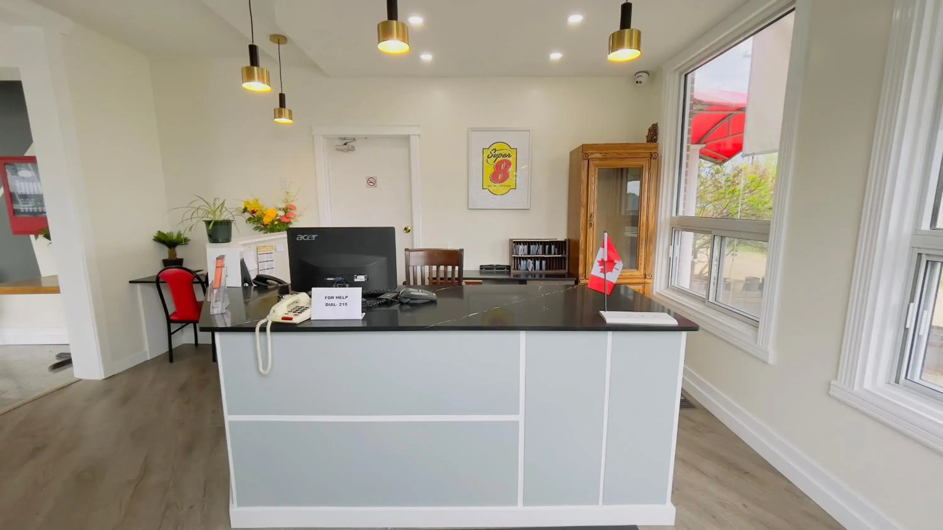 Lobby or reception in Super 8 by Wyndham Pembroke Lobby or reception in Super 8 by Wyndham Pembroke