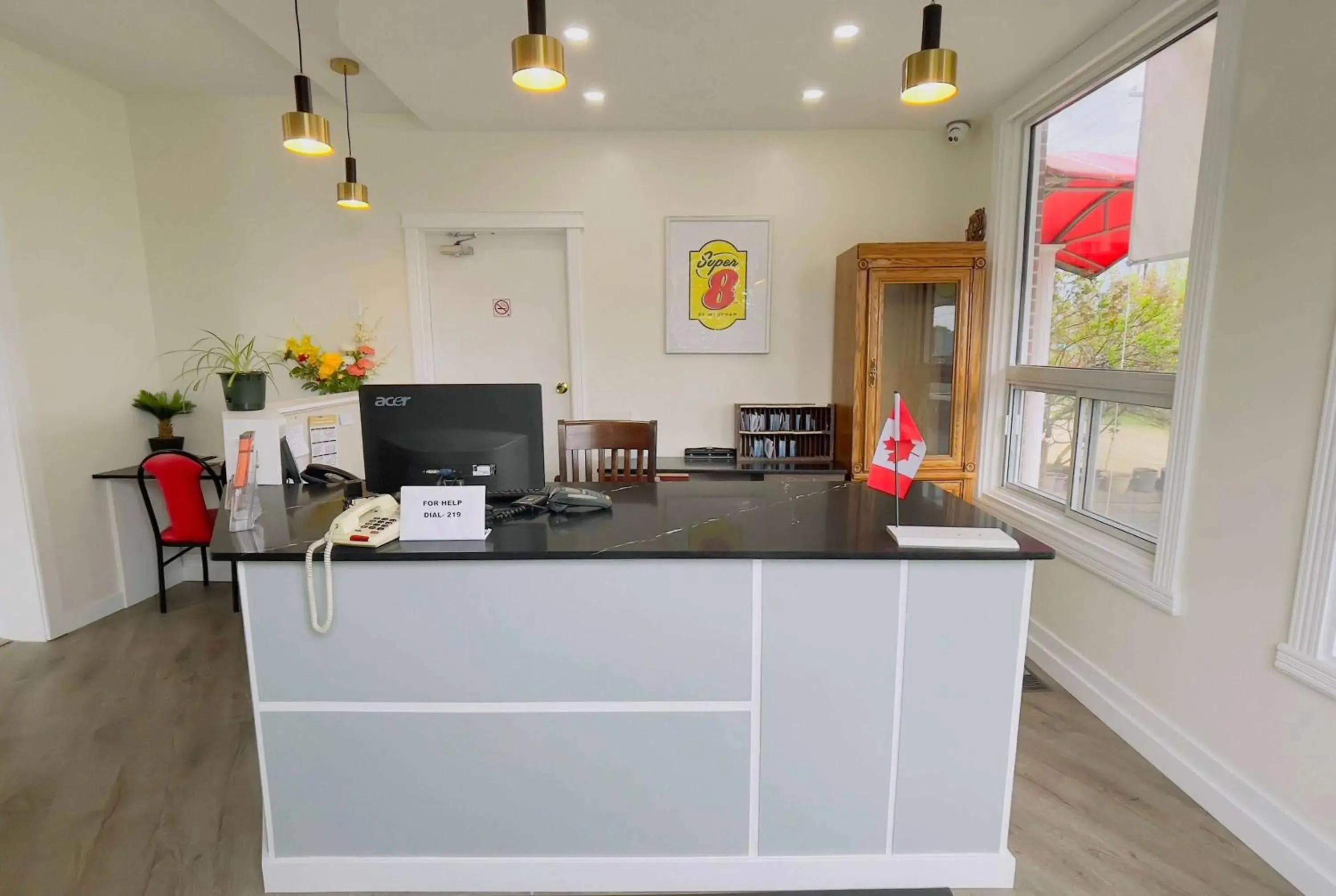 Lobby or reception in Super 8 by Wyndham Pembroke Lobby or reception in Super 8 by Wyndham Pembroke