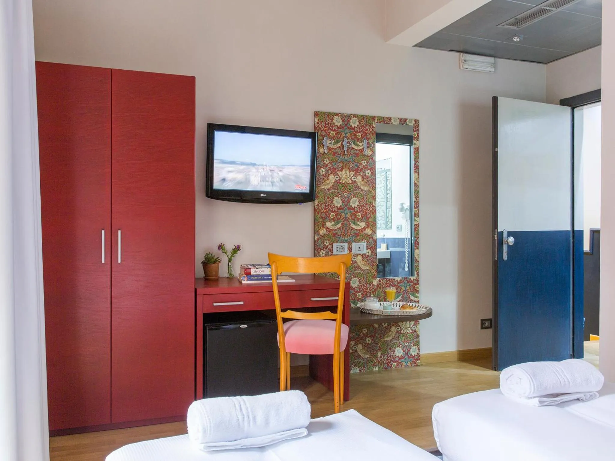 TV and multimedia, Bed in Monti First