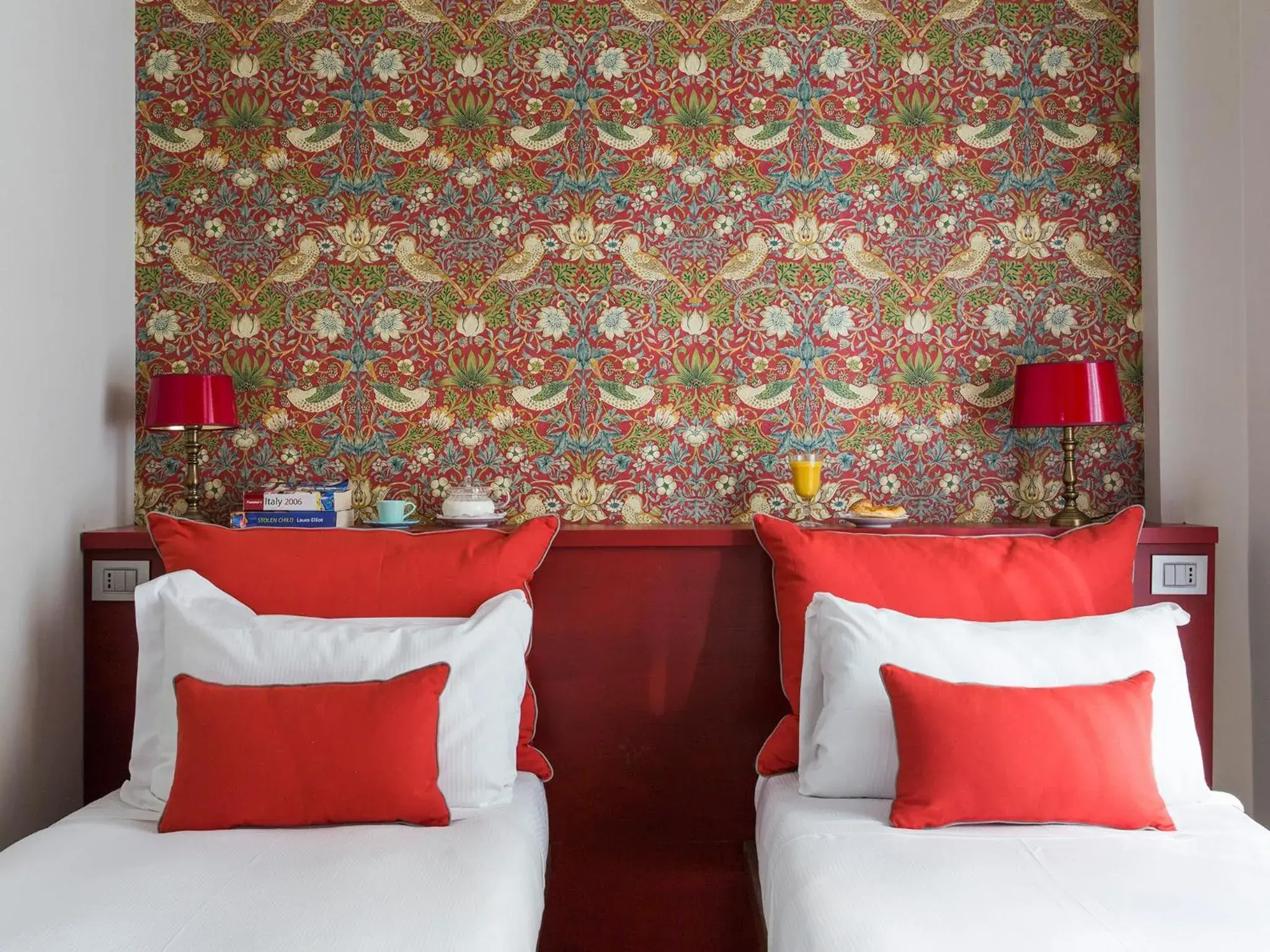 Bed in Monti First Bed in Monti First