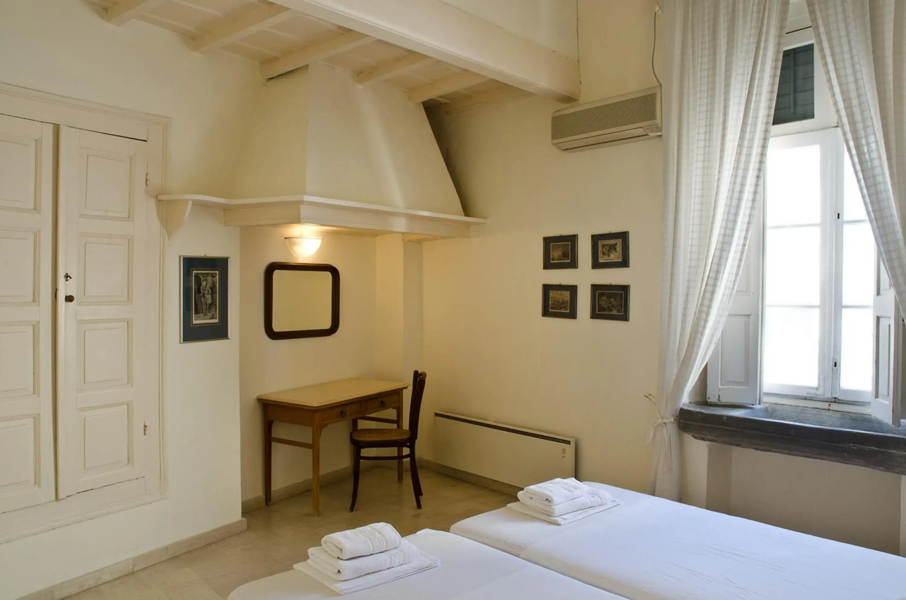 Double or Twin Room in Hotel Omiros Double or Twin Room in Hotel Omiros