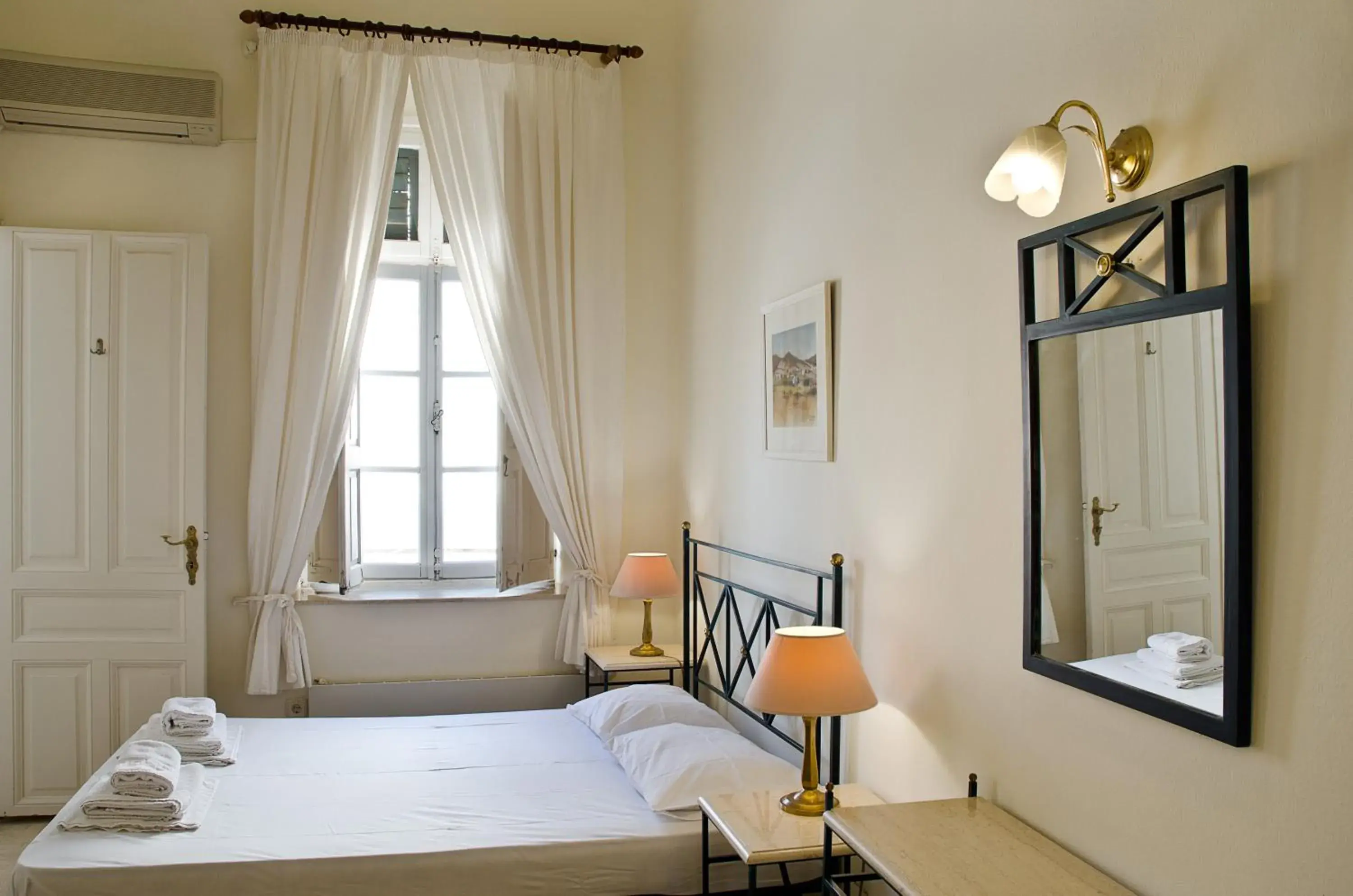 Double or Twin Room in Hotel Omiros Double or Twin Room in Hotel Omiros