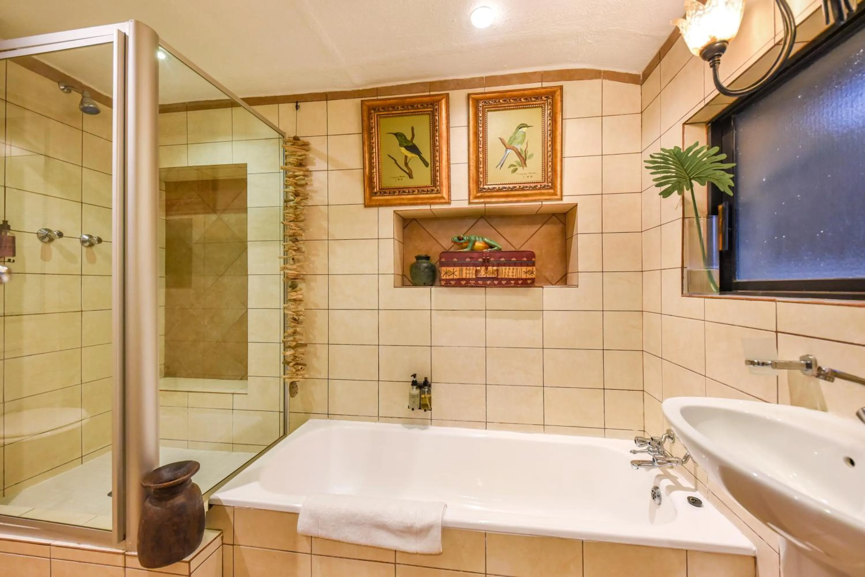 Shower in Villa Simonne